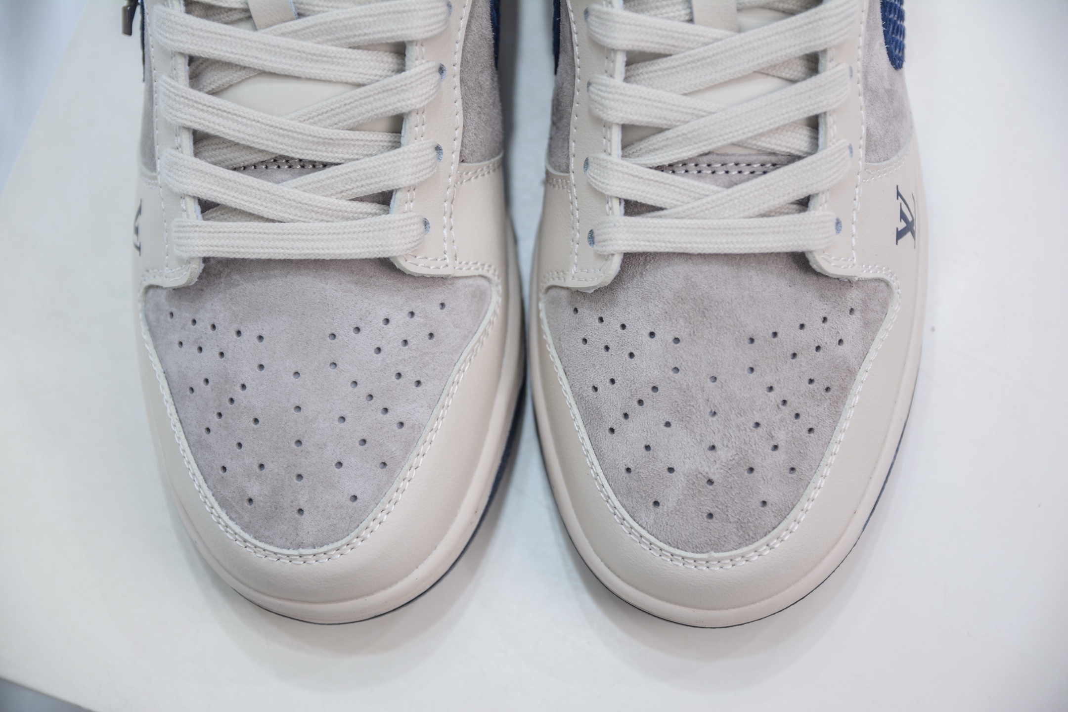 280 Nike SB Dunk Low x Louis Vuitton LV联名-蓝蛇鳞勾 XX3168-122