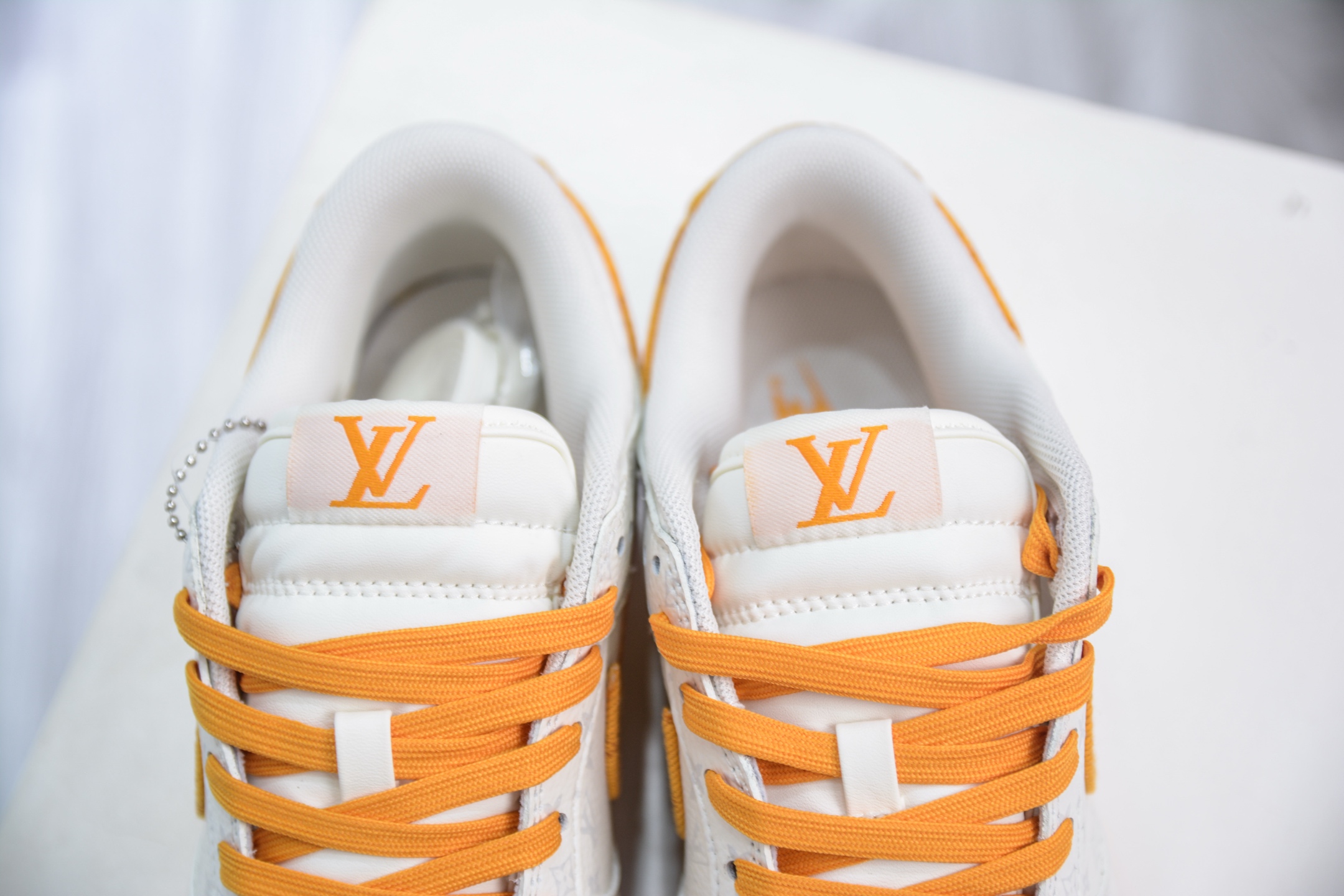 Nike SB Dunk Low x Louis Vuitton White Yellow Premium Leather Sneakers 8 i1747590302294 772 0 7