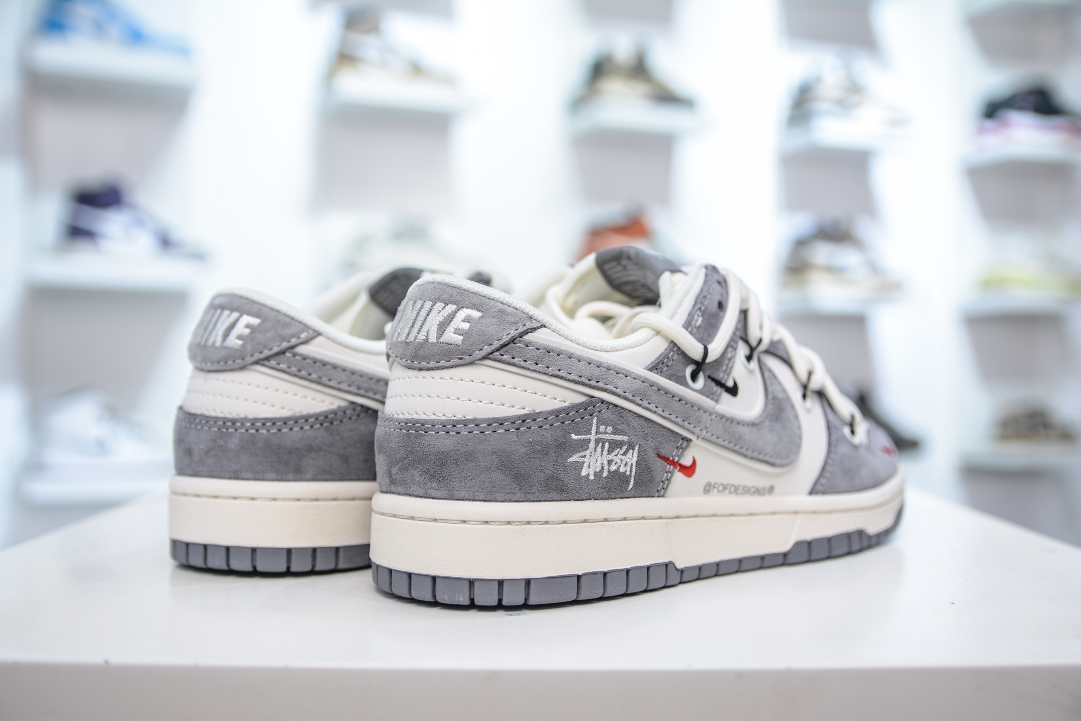 Nike SB Dunk Low x Stussy Collab Grey White Sneakers Premium Quality 7 i1747590383798 2806 0 5