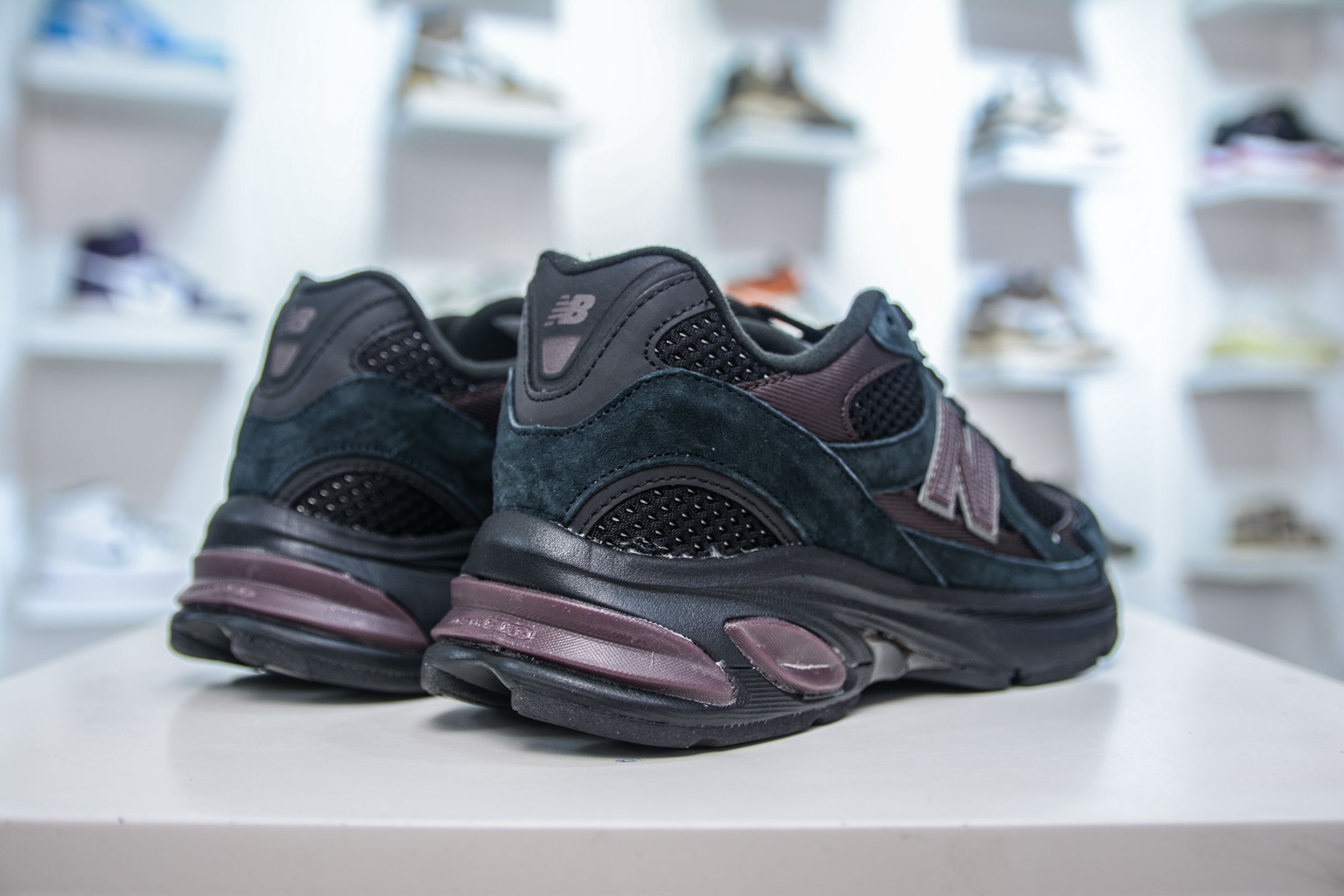 New Balance 2010 Series Retro Sneakers - Classic Style, Modern Comfort 6 i1747590752511 9981 0 5