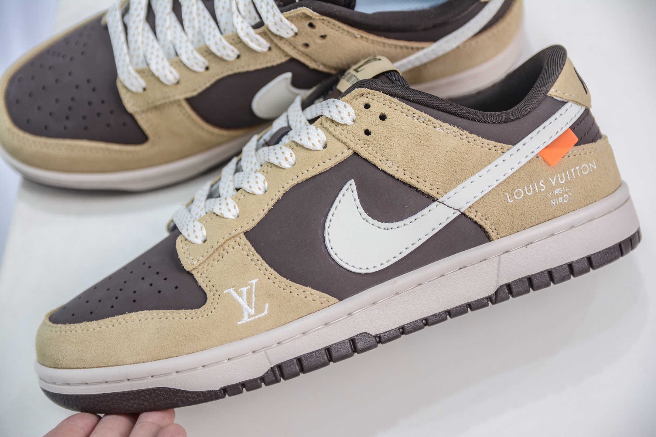 Nike SB Dunk Low x Louis Vuitton Brown/Beige - Stylish Sneaker Collaboration 8 i1747590955498 7277 0 6
