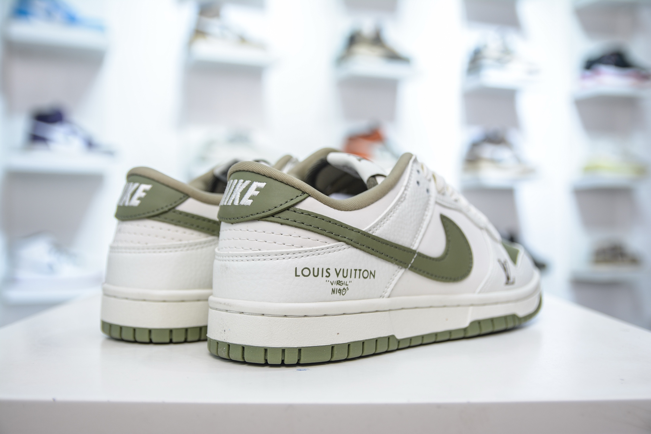 Nike SB Dunk Low x Louis Vuitton Collab - White Matcha Green Sneakers 6 i1747591071745 1534 0 5