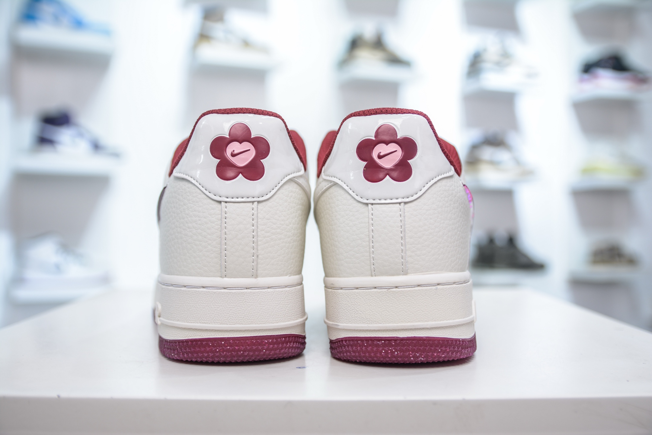 Nike Air Force 1 '07 Low 'Valentine's Day 2024' Casual Shoes 3 i1747594691055 6647 0 1