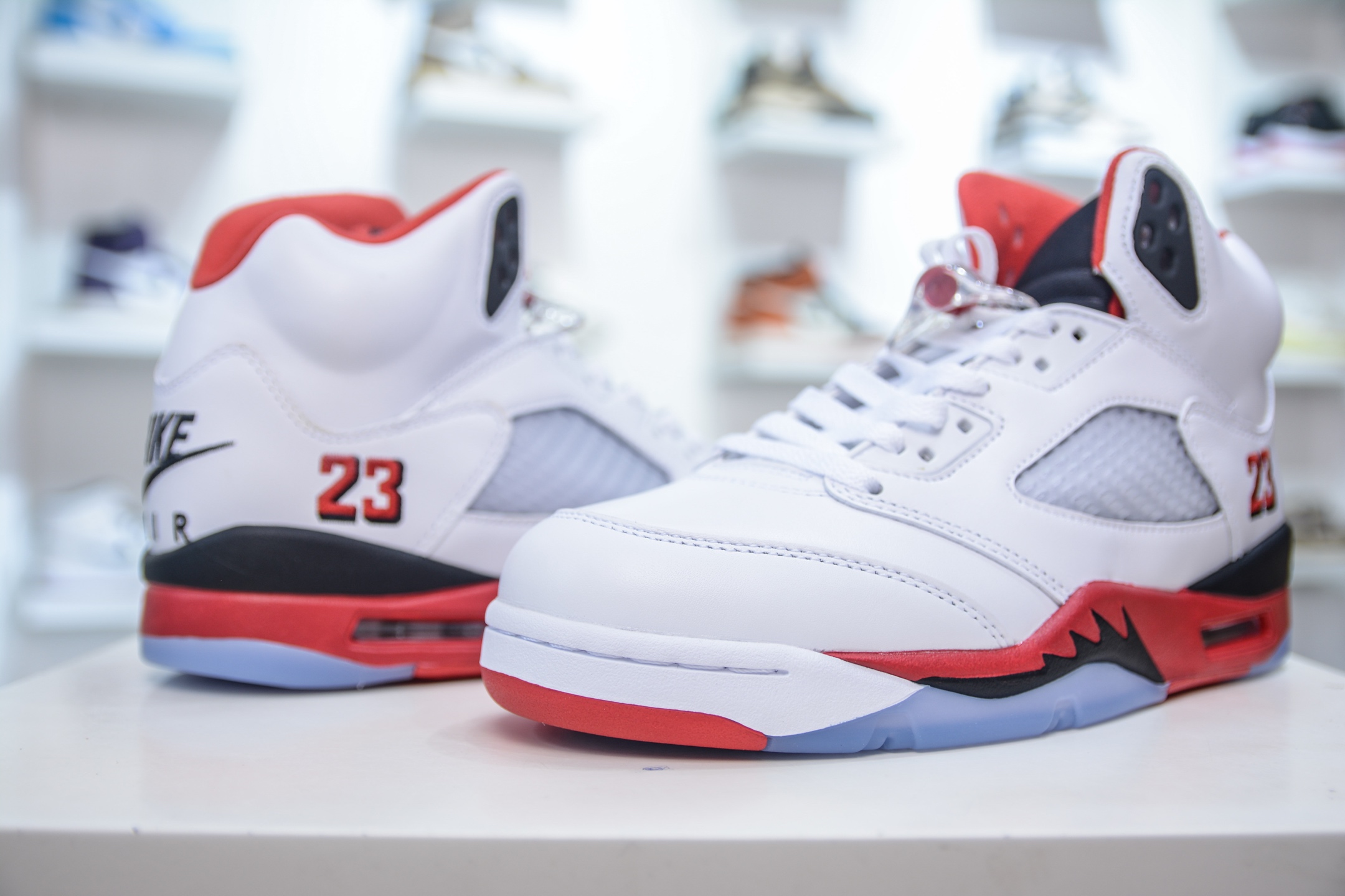 360 F版 Nike Air Jordan 5 OG ”Grape” AJ5 火焰红 HQ7978-101