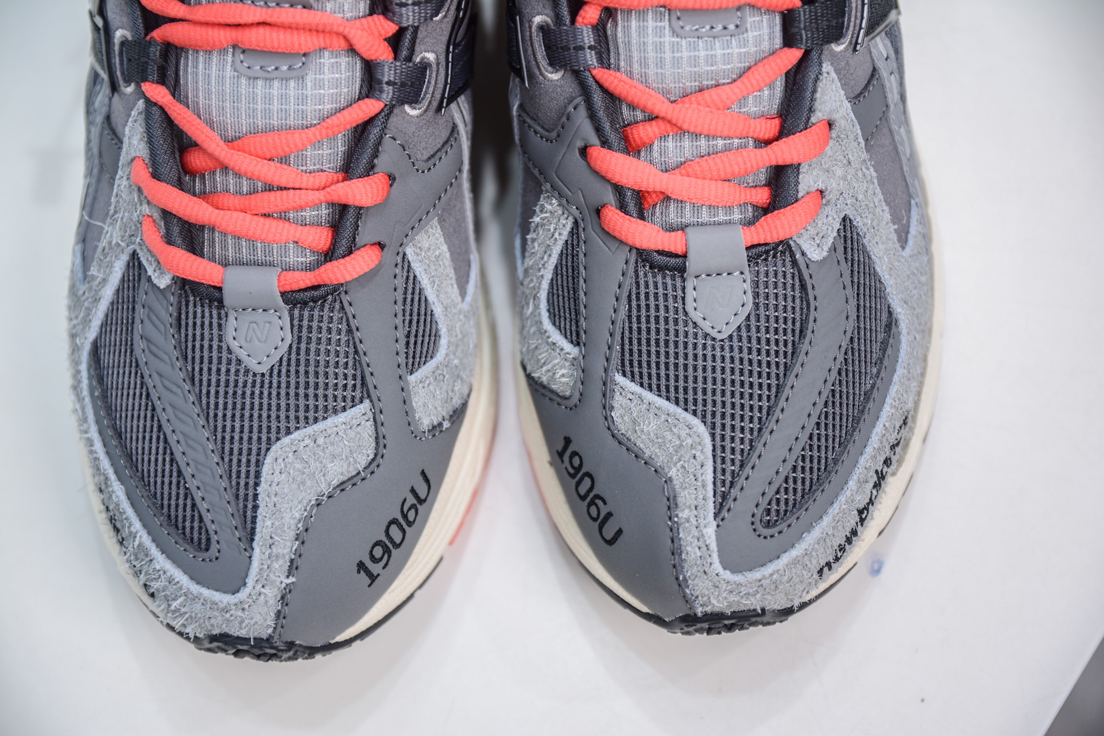 210 T版纯原 New Balance M1906R系列 复古老爹防滑耐磨低帮 跑步鞋 U1906NGC