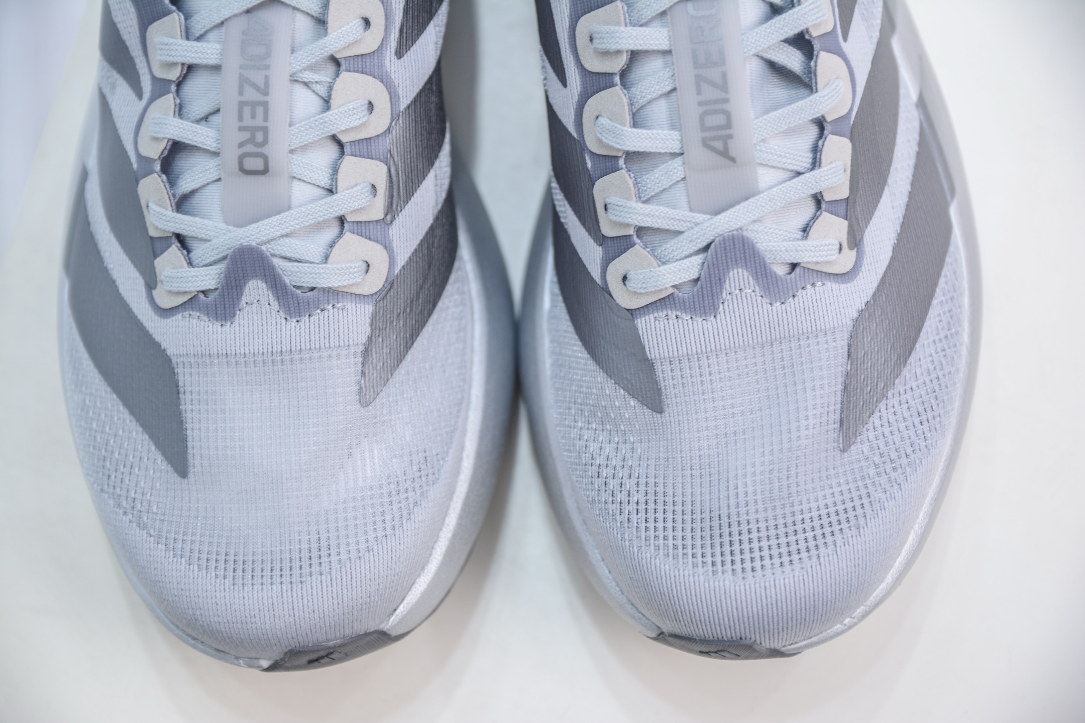200 AD Adizero Evo SL 阿迪超轻透气缓震跑鞋 JR3418