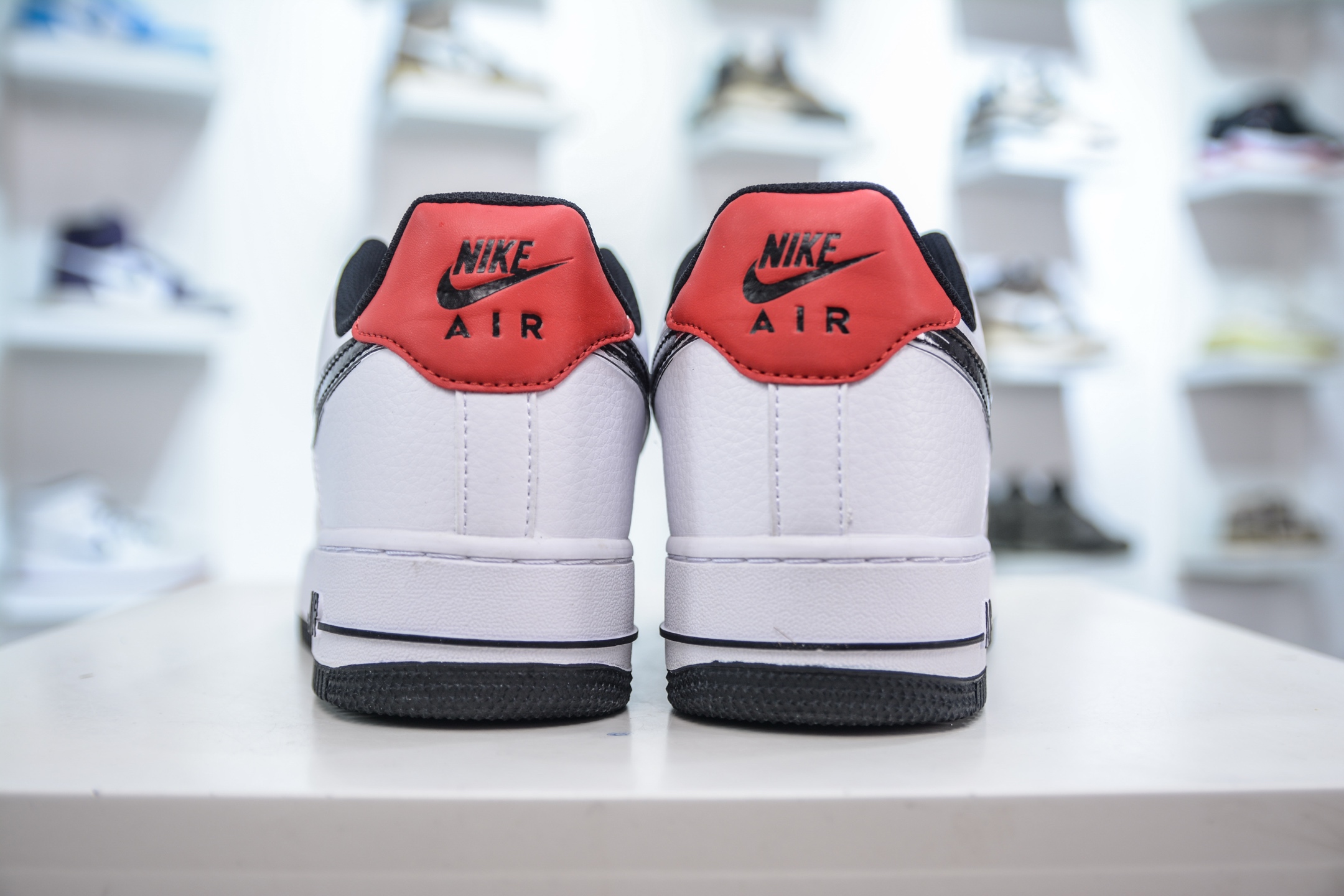 PB版 NK Air Force 1'07 Low 二次元涂鸦 空军一号低帮百搭休闲运动板鞋 DA4657-100