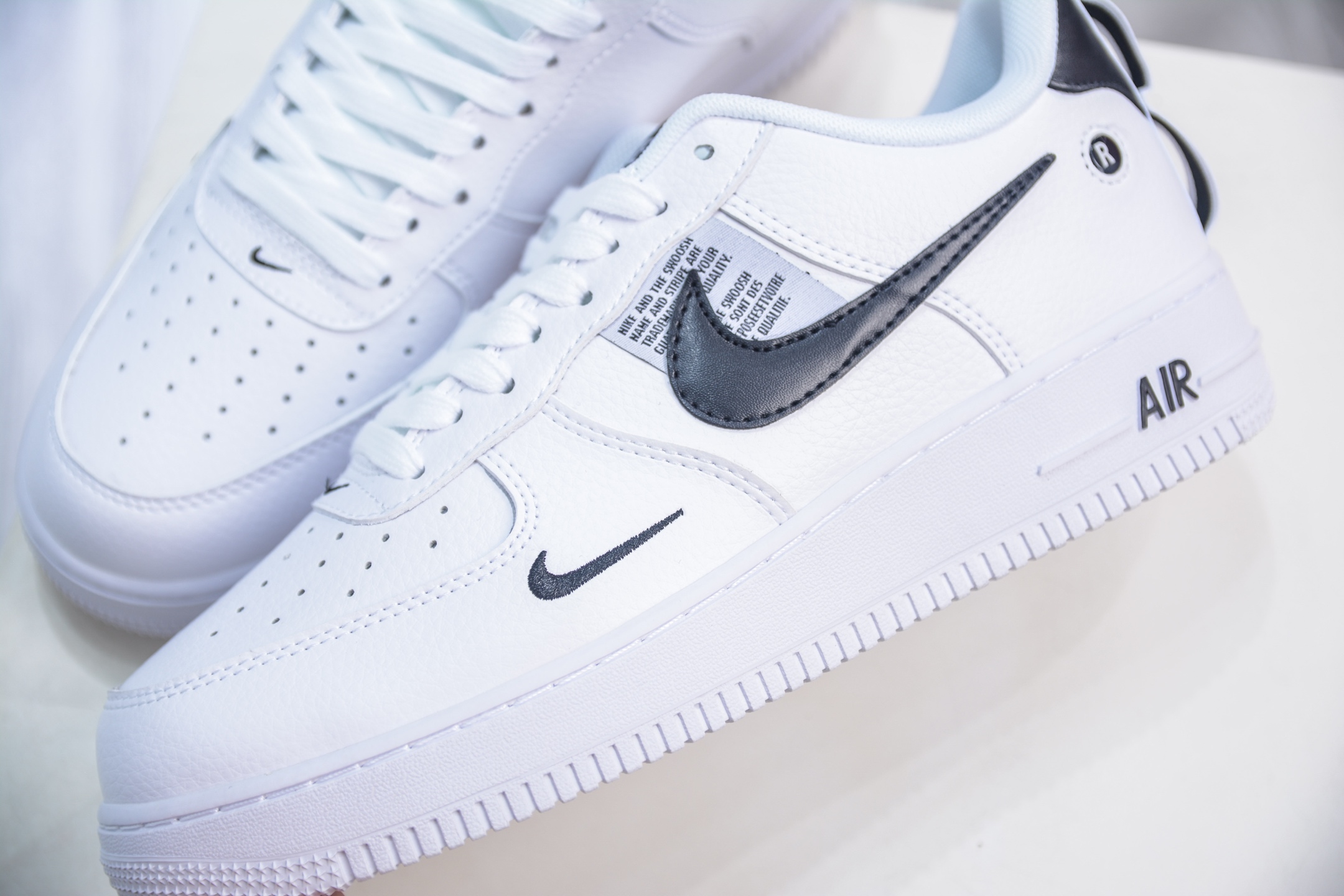 180 PB版 NK Air Force 1'07 Low 白简版解构 空军一号低帮百搭休闲运动板鞋 AJ7747-100