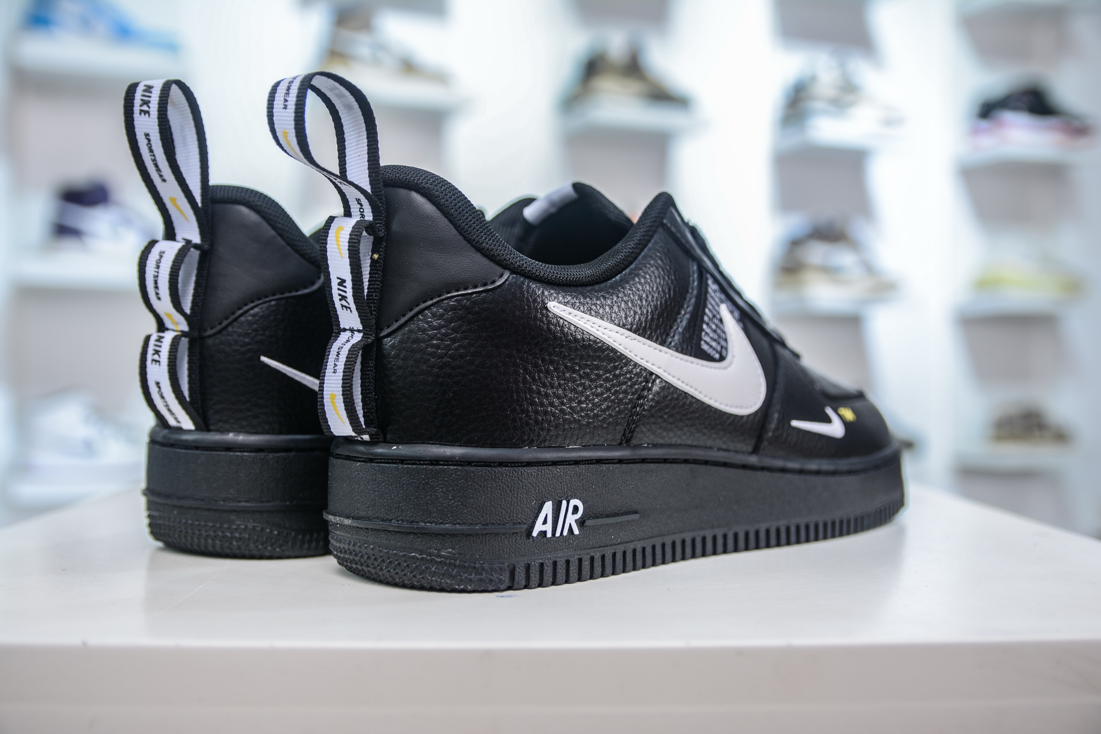 180 PB版 NK Air Force 1'07 Low 黑简版解构 空军一号低帮百搭休闲运动板鞋 AJ7747-001