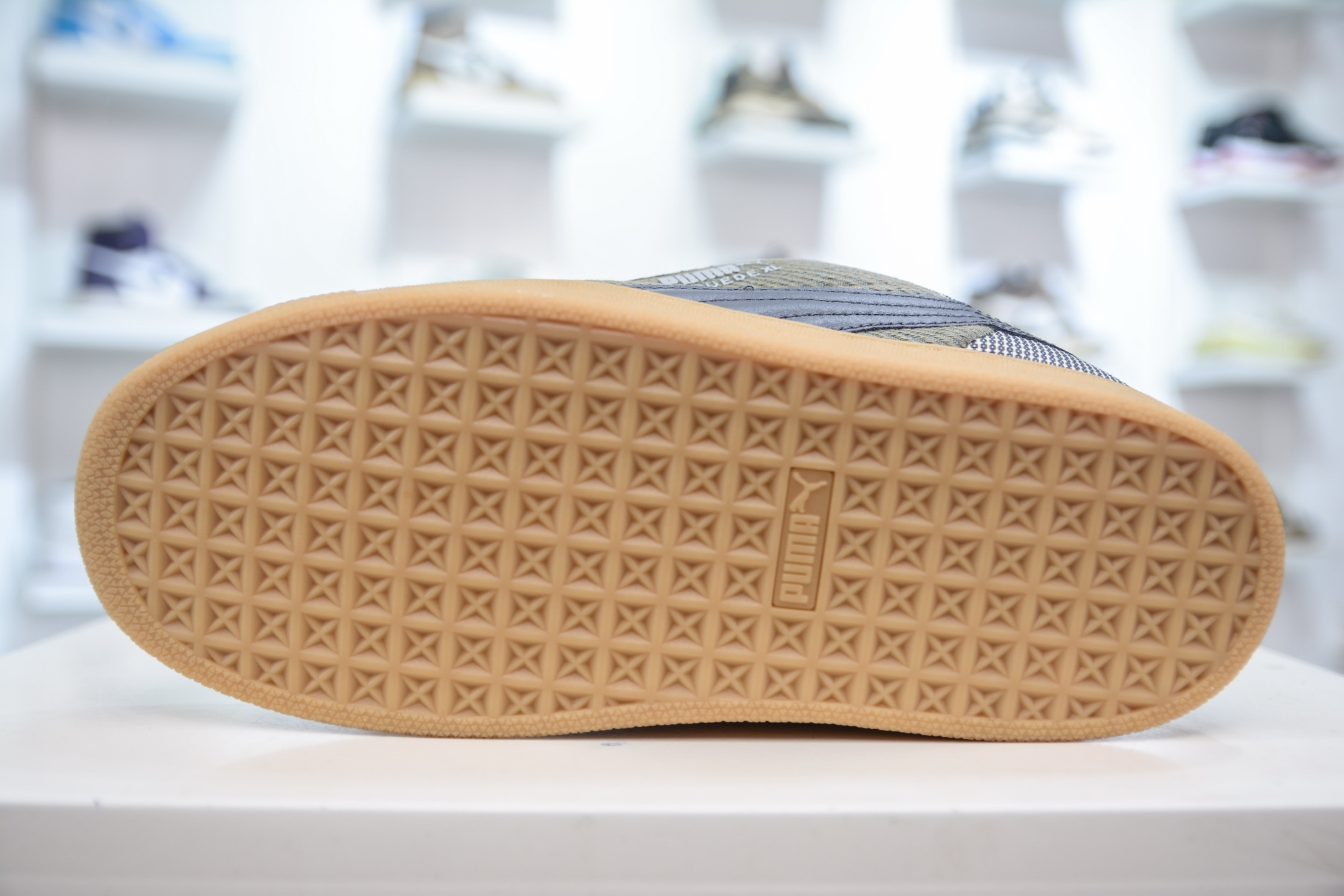 170 PUMA Suede XL 厚鞋舌轻便防滑低帮板鞋 398397-02