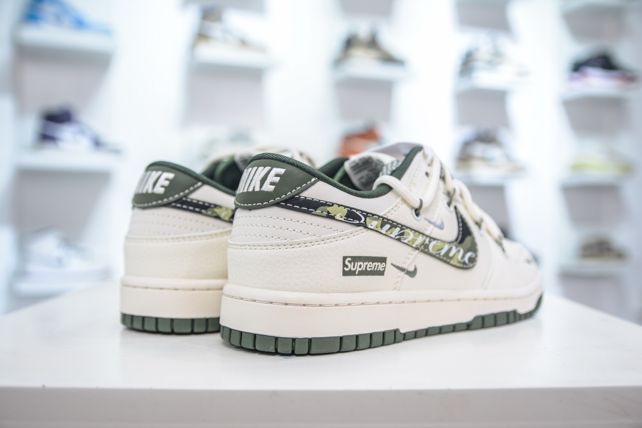 300 Nike SB Dunk Low x Supreme SUP联名-米白迷彩绑带 DM6868-081
