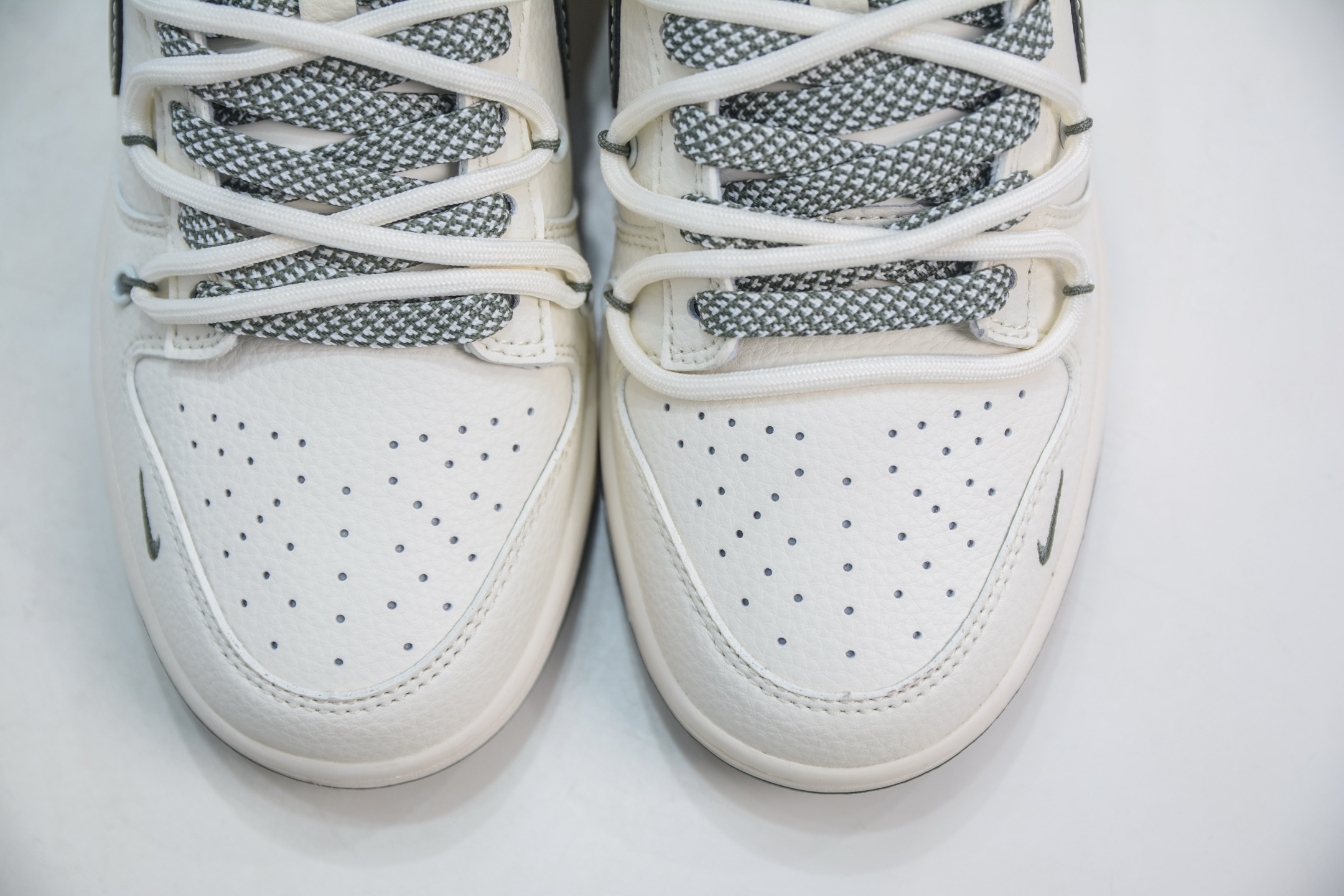300 Nike SB Dunk Low x Supreme SUP联名-米白迷彩绑带 DM6868-081