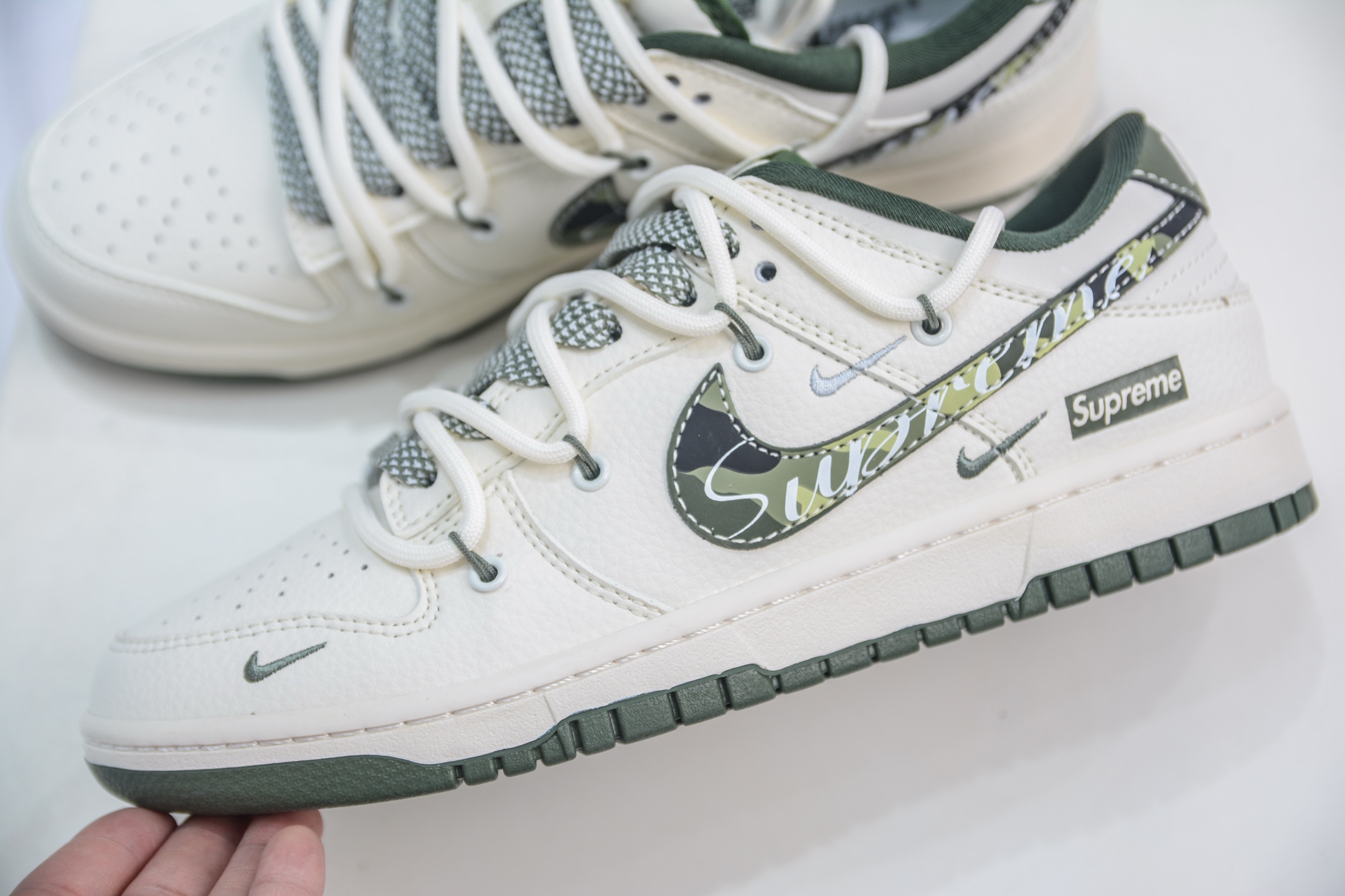 300 Nike SB Dunk Low x Supreme SUP联名-米白迷彩绑带 DM6868-081