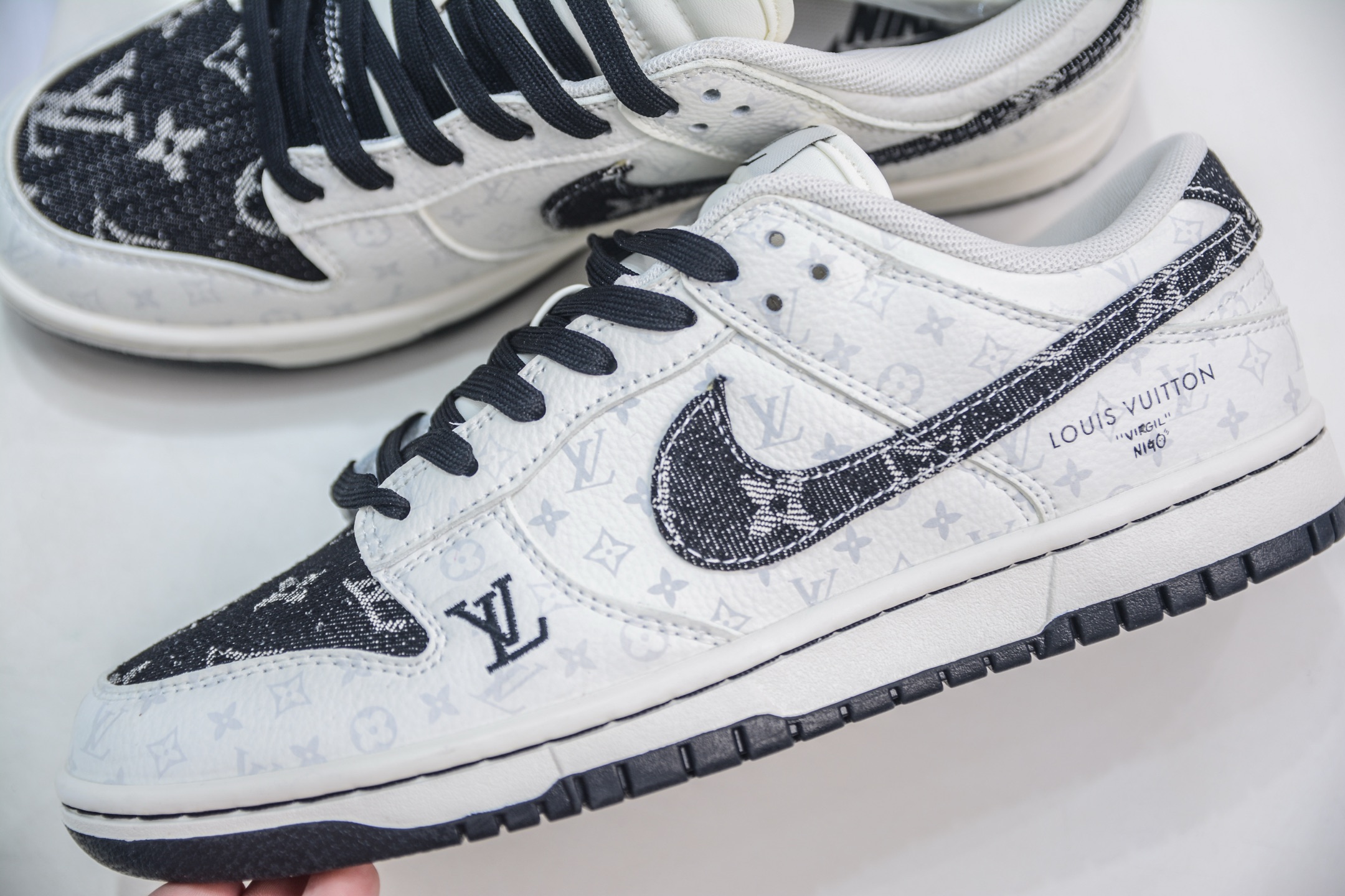 280 Nike SB Dunk Low x Louis Vuitton LV联名-白黑牛仔勾 SC9772-804