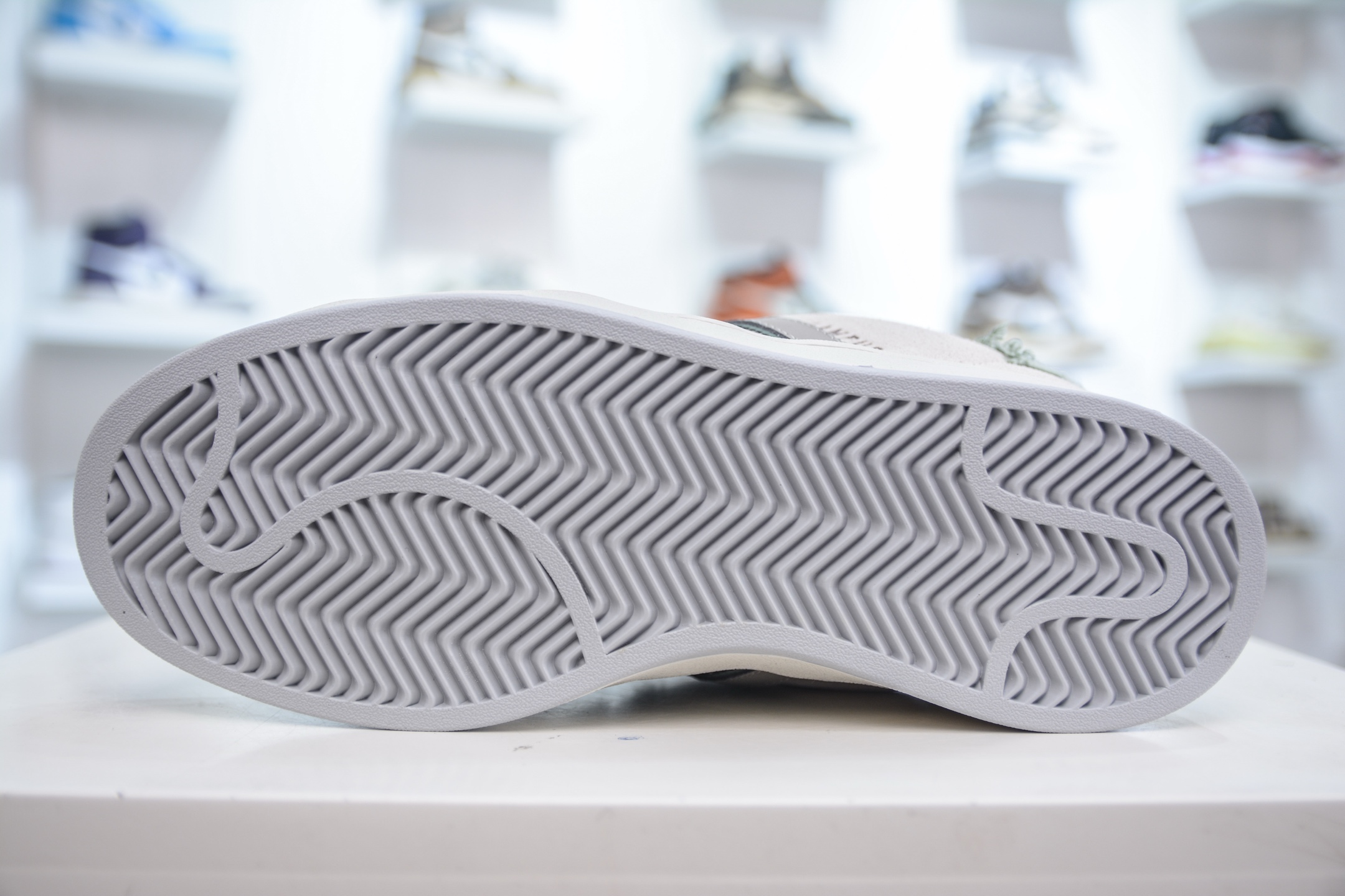 Adidas Originals Campus 00s Retro Bread Shoes - Stylish Comfort & Design 5 i1747869069427 1724 0 4