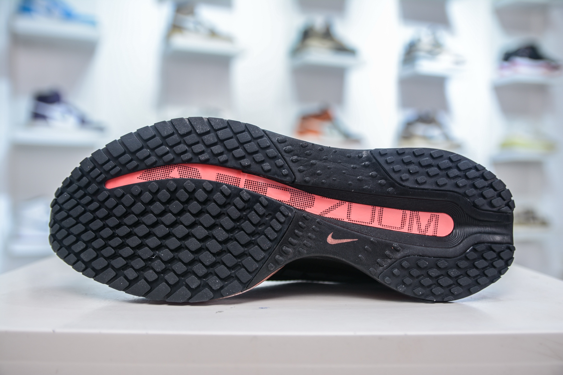 300 Nike Air Zoom Pegasus Premium 耐克网面全掌气垫缓震跑鞋 HQ2593-003