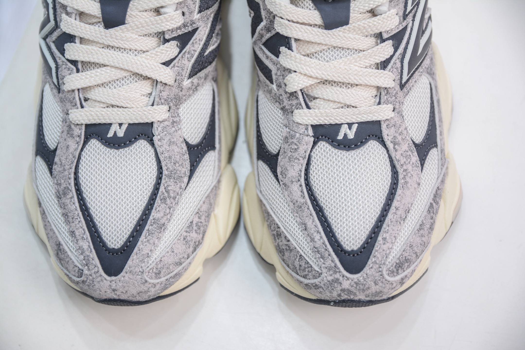 New Balance Joe Freshgoods NB9060 Sneakers - Premium Quality & Comfort 9 i1747870011348 9253 0 8