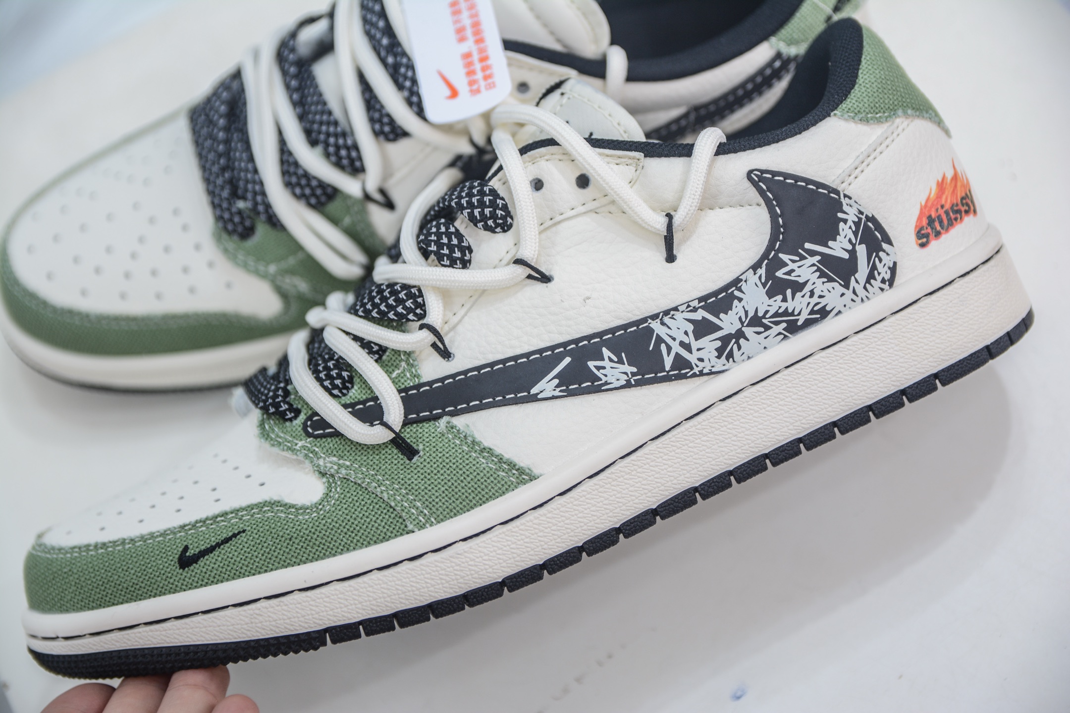 300 Travis Scott x Nike Air Jordan 1 Low x Stussy 斯图西联名-米绿帆布绑带 DM6868-102