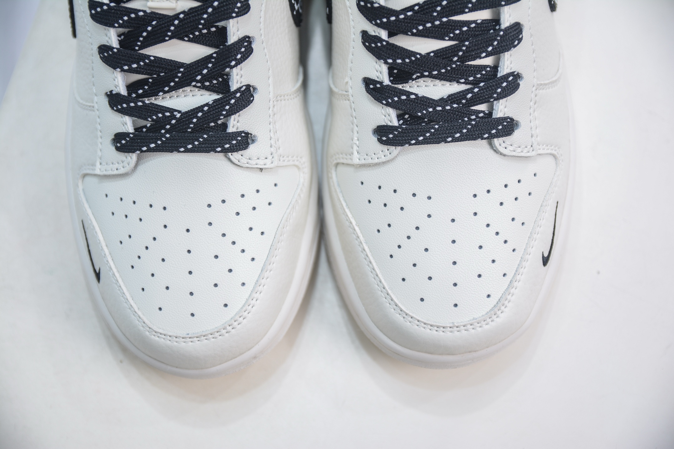 280 Nike SB Dunk Low x GUCCI 古驰联名-米白黑钩 XD6188-048