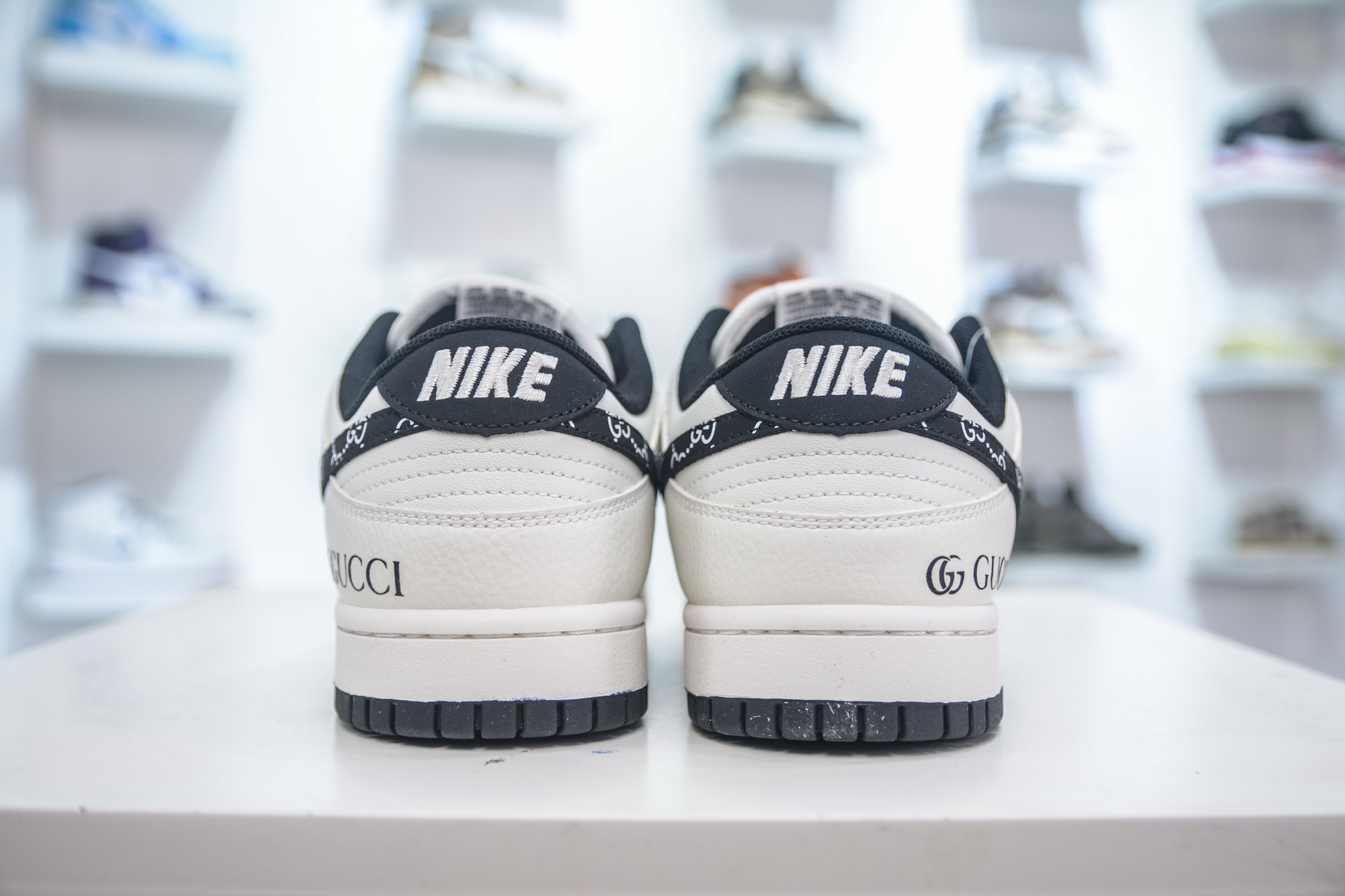 280 Nike SB Dunk Low x GUCCI 古驰联名-米白黑钩 XD6188-048