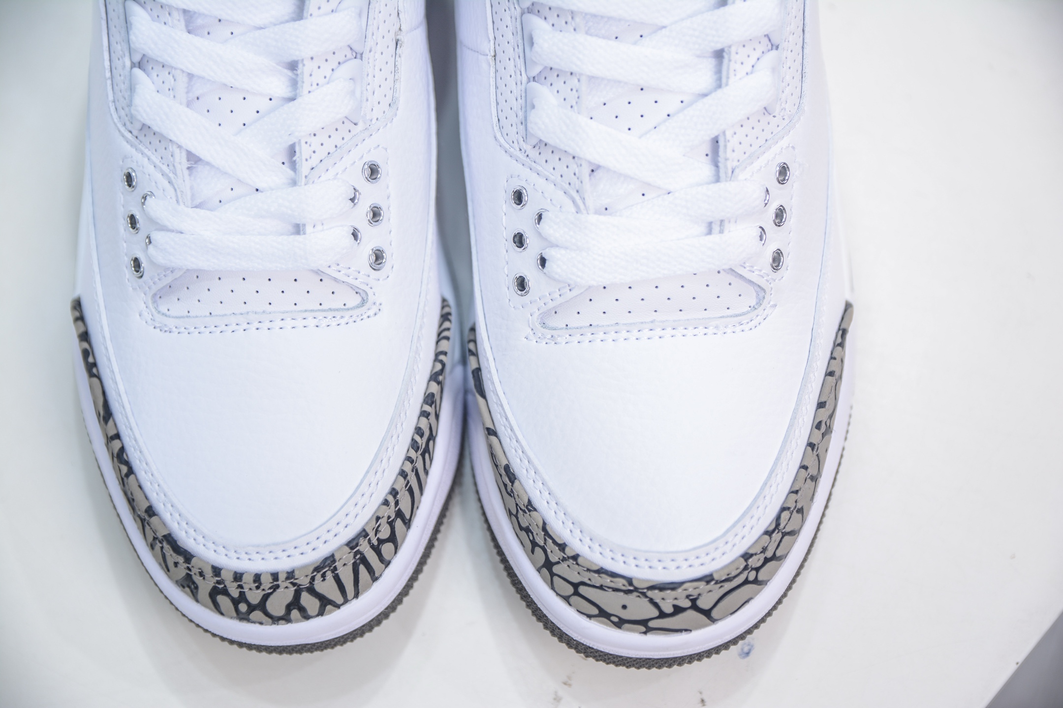 Air Jordan 3 Retro White Sneakers Comfortable and Stylish Casual Shoes 9 i1747942271330 2320 0 8