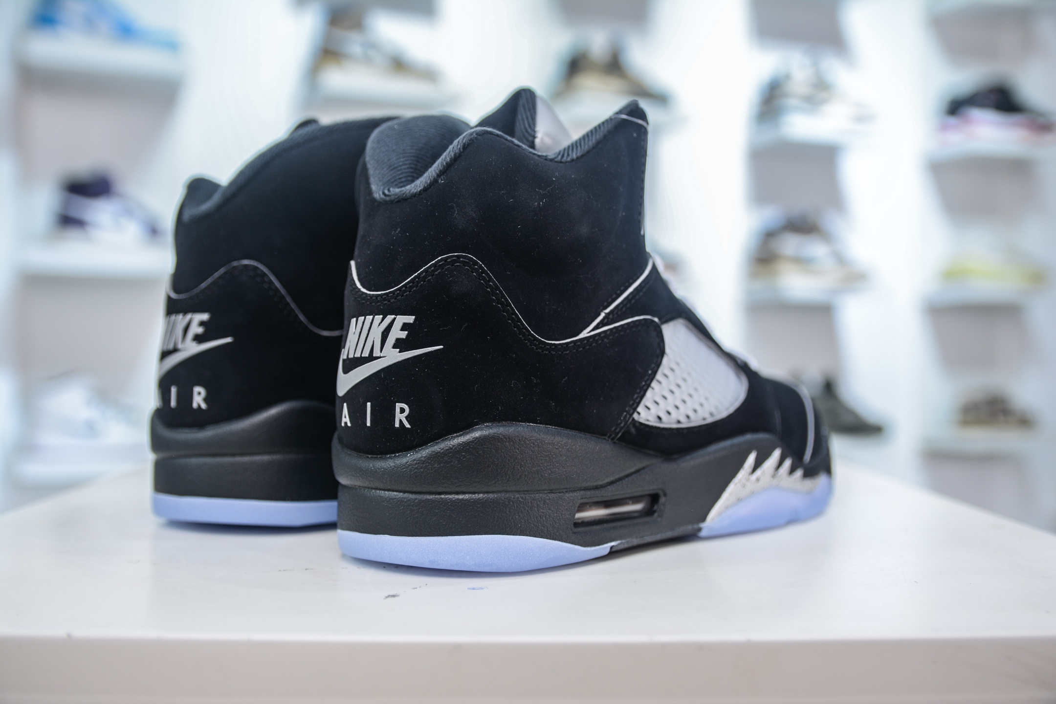 360 F版 Air Jordan AJ5 “Black Metallic Reimagined” 黑银 HF3975-001