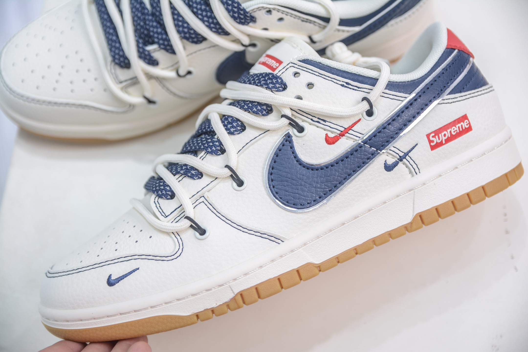 Nike SB Dunk Low x Supreme Collab - White/Navy/Red, Size 36-45 8 i1748014691104 5094 0 6