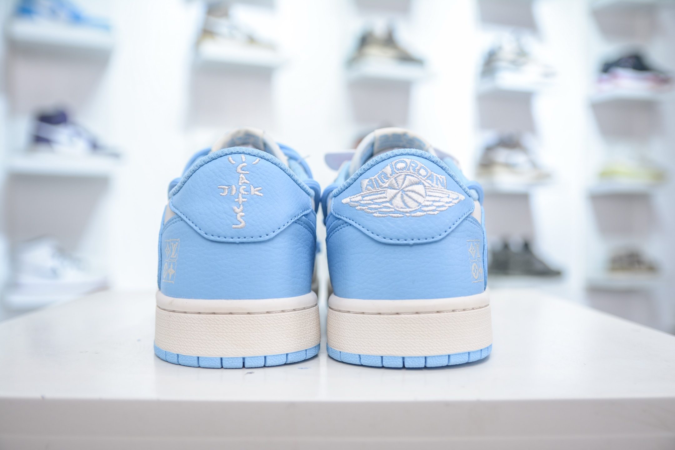 TS x Air Jordan x Louis Vuitton Air Jordan 1 Low 'Blue Band' 2 i1748014860760 2738 0 1