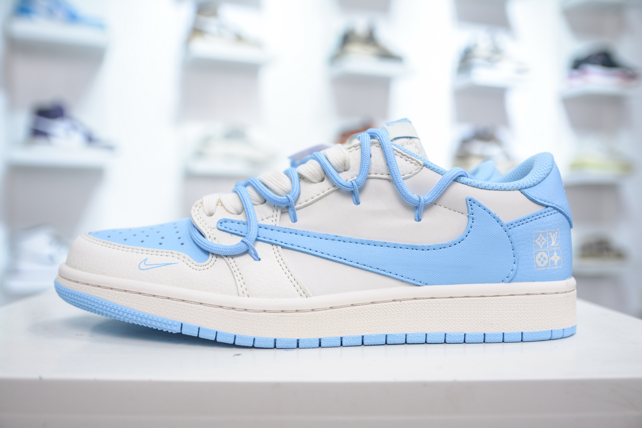TS x Air Jordan x Louis Vuitton Air Jordan 1 Low 'Blue Band' 1 i1748014860817 5224 0 0