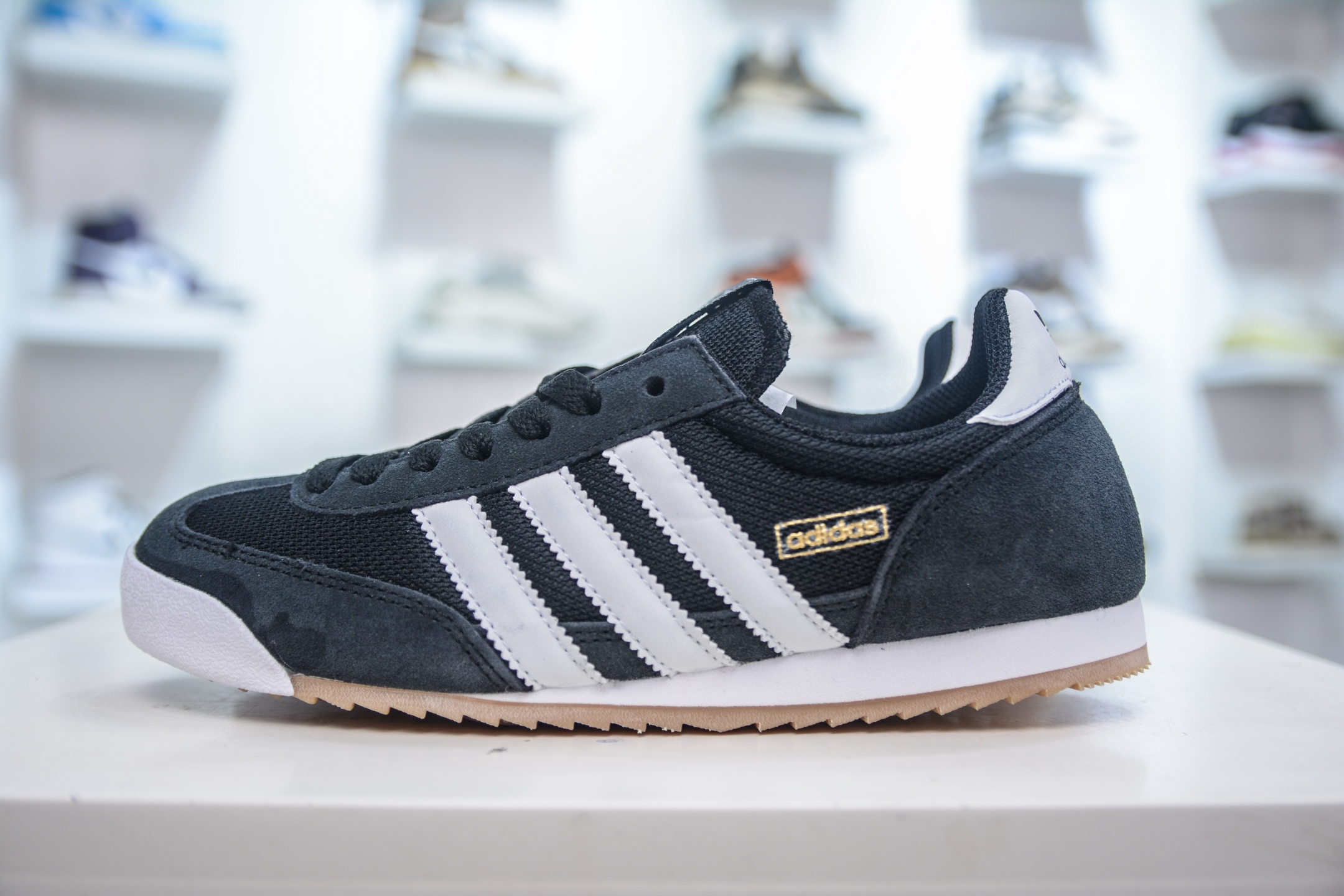 Adidas Originals SL 71 RTN: Classic Retro Running Shoes - IH1324 1 i1748014929581 9853 0 0