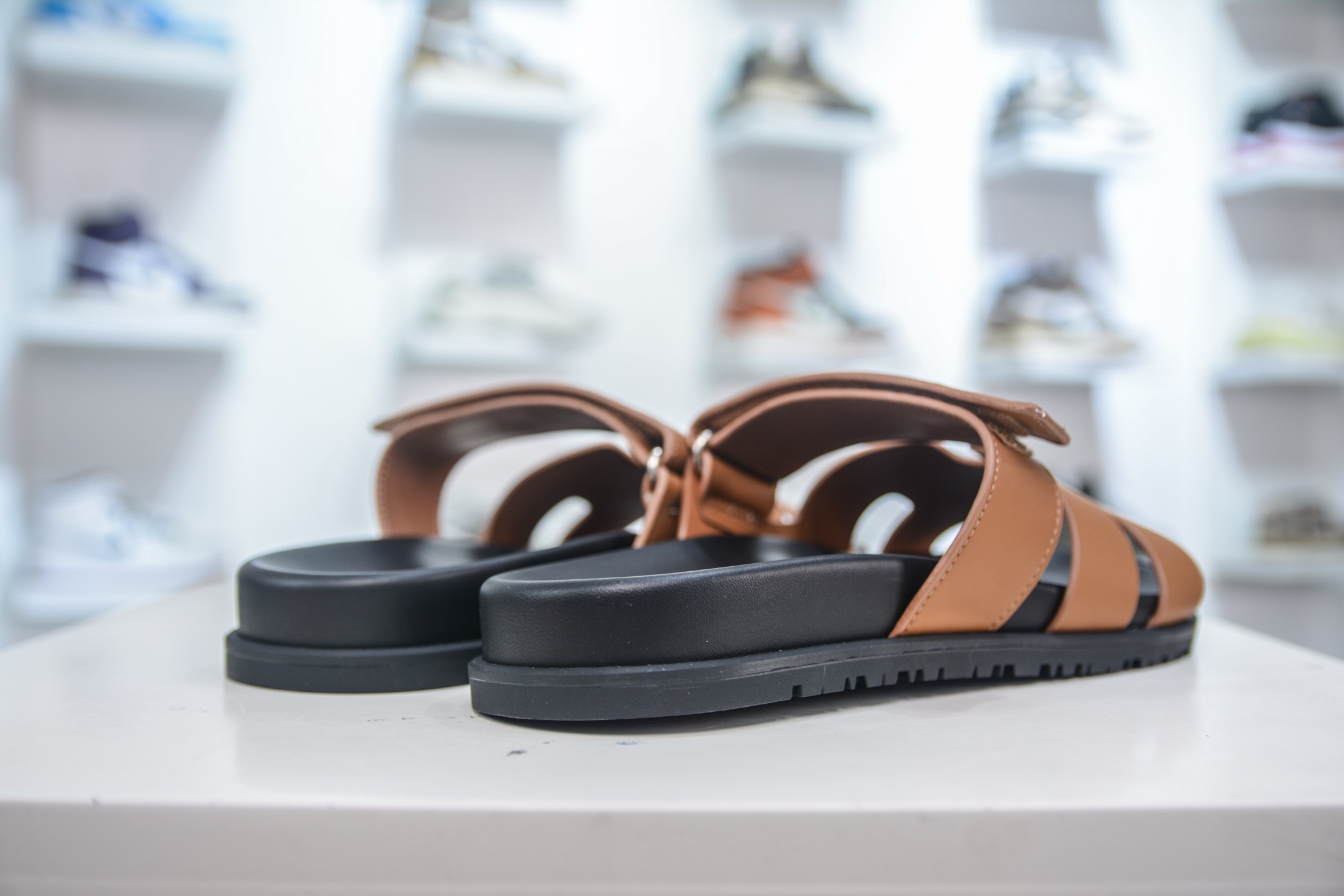 Hermes Chypre Flat Leather Sandals | Comfortable Slides for Women 6 i1748015666398 8207 0 5