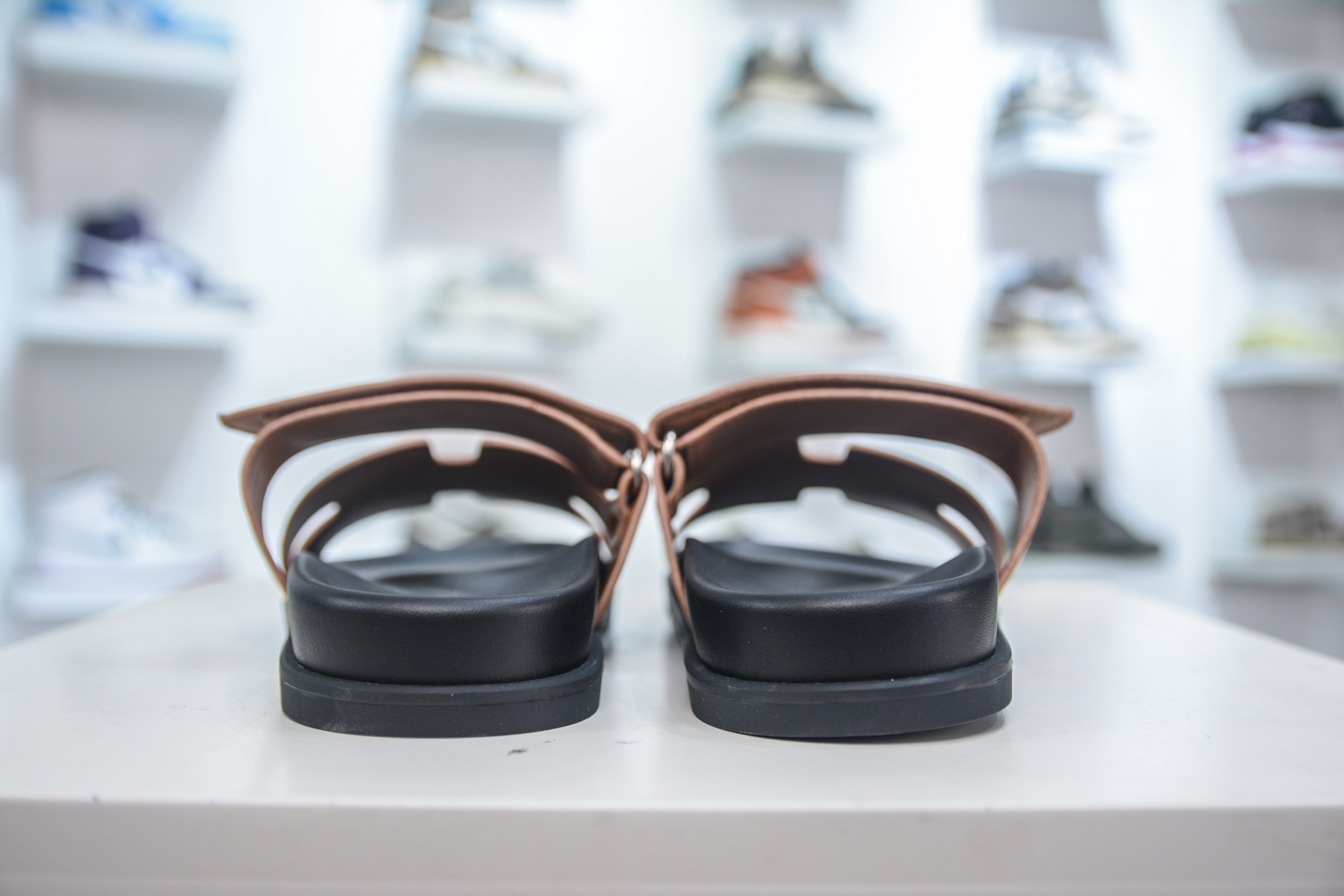 Hermes Chypre Flat Leather Sandals | Comfortable Slides for Women 2 i1748015666512 8990 0 1
