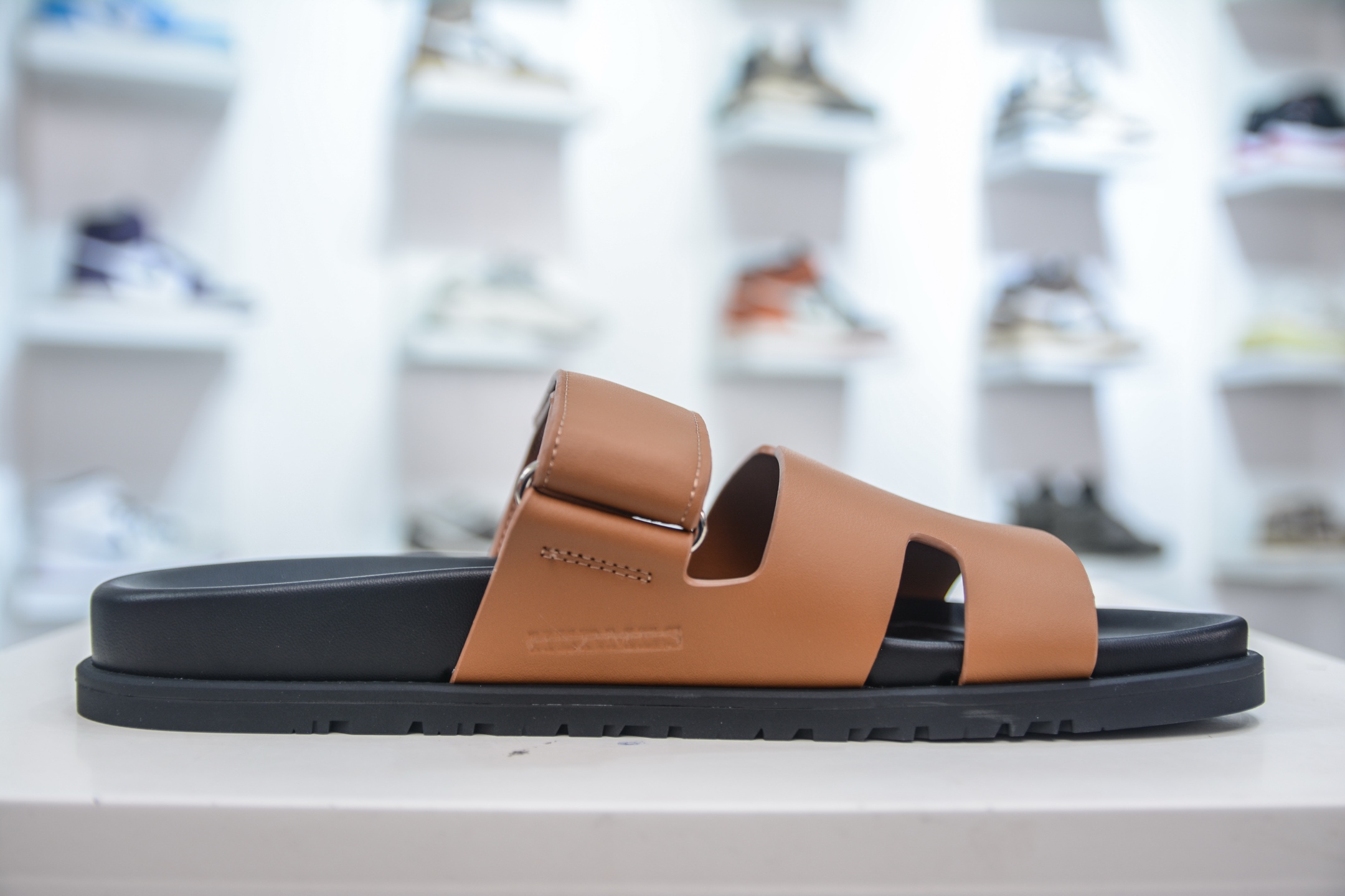 Hermes Chypre Flat Leather Sandals | Comfortable Slides for Women 3 i1748015667654 2510 0 2
