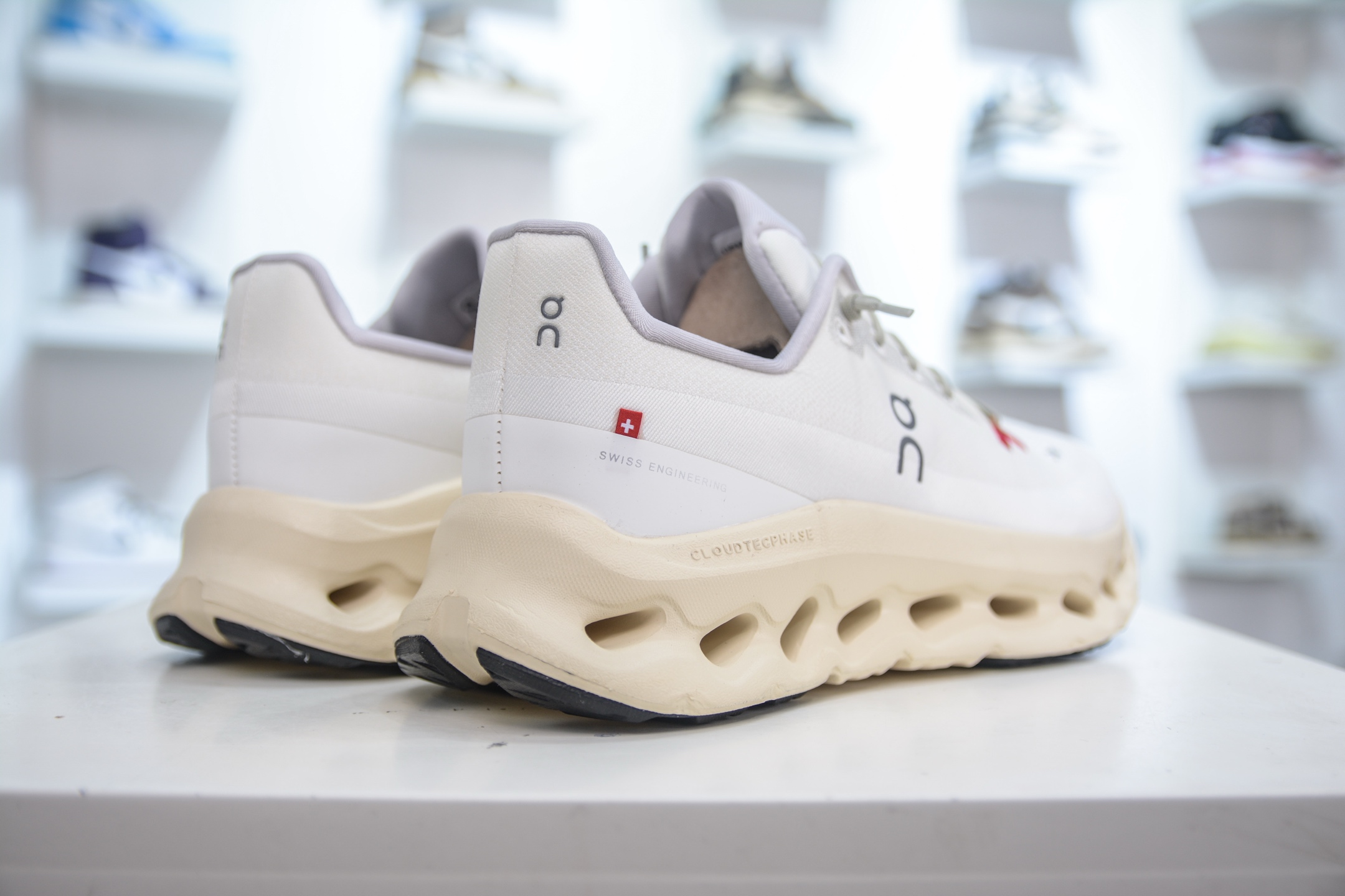 On Cloudtilt Lightweight Running Shoes, Breathable Fabric, Sizes 36-45 6 i1748015829412 4798 0 5