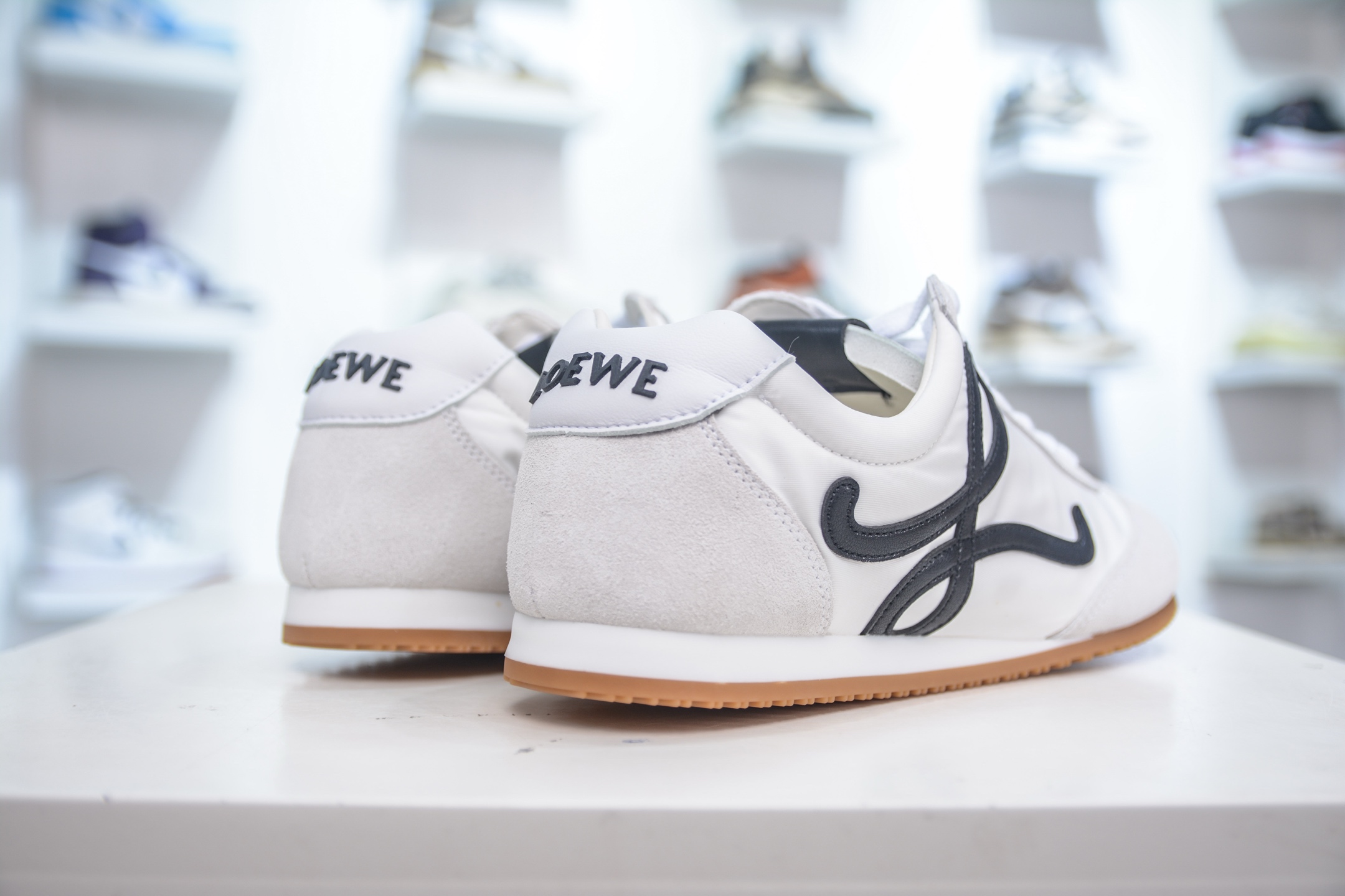 Loewe Ballet Runner 2.0 Sneakers - Round Toe Lace-Up Casual Shoes 6 i1748015994791 6891 0 5