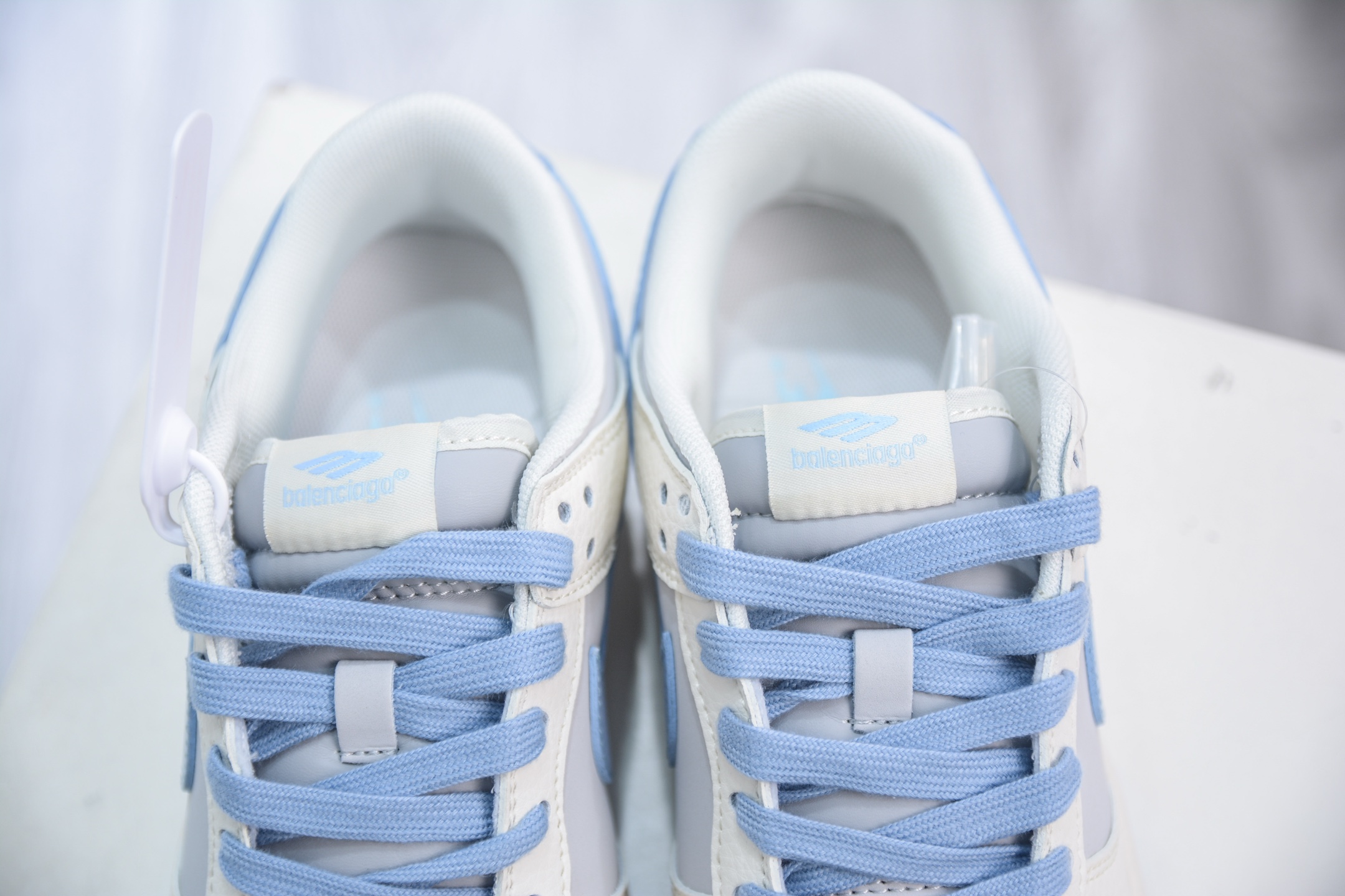 Nike SB Dunk Low x Balenciaga 巴黎世家联名-米白灰蓝 ZH2598-273