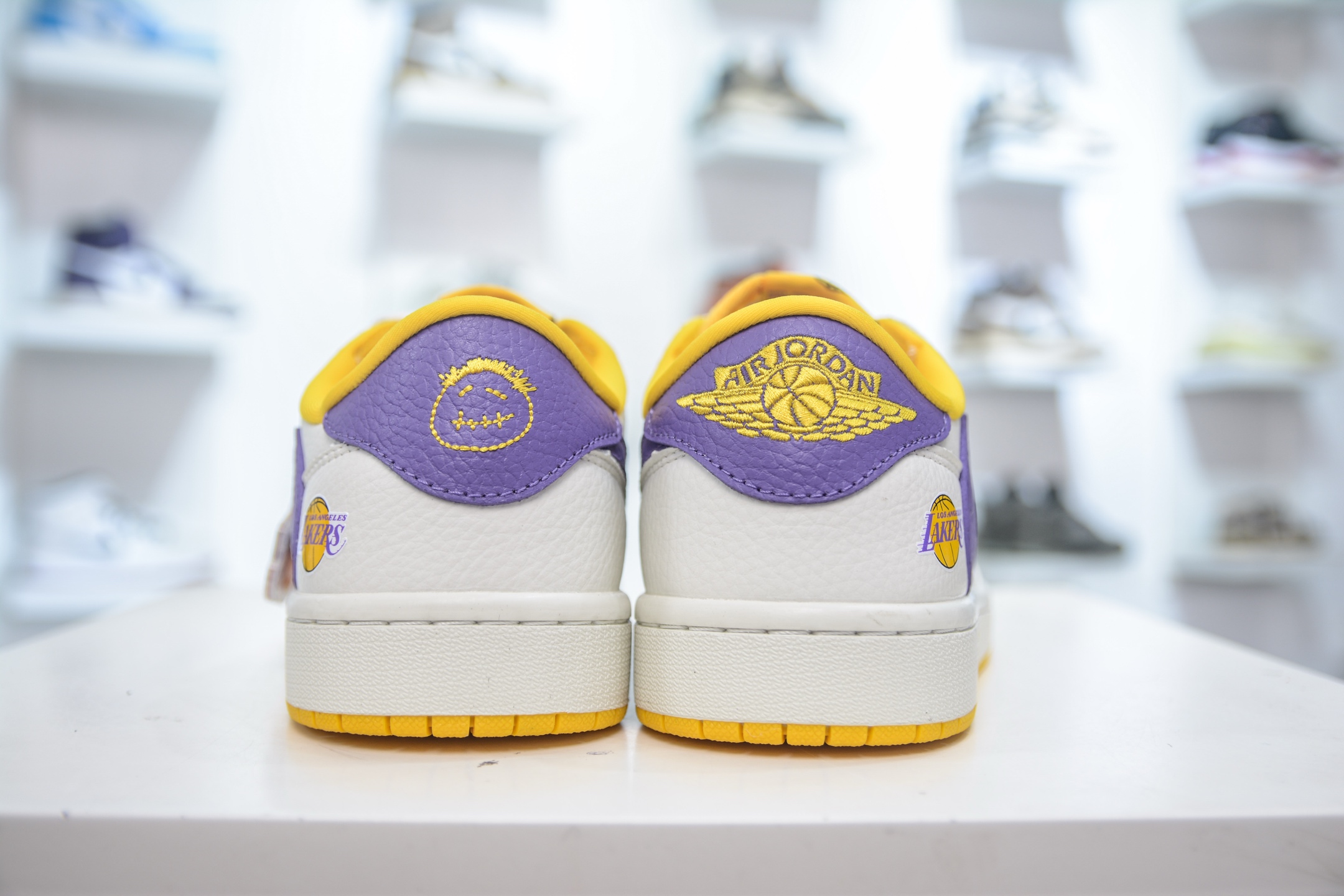 Travis Scott x Fragment Design x Air Jordan 1 Low OG SP AJ1 湖人队联名-白紫金 SC9207-027