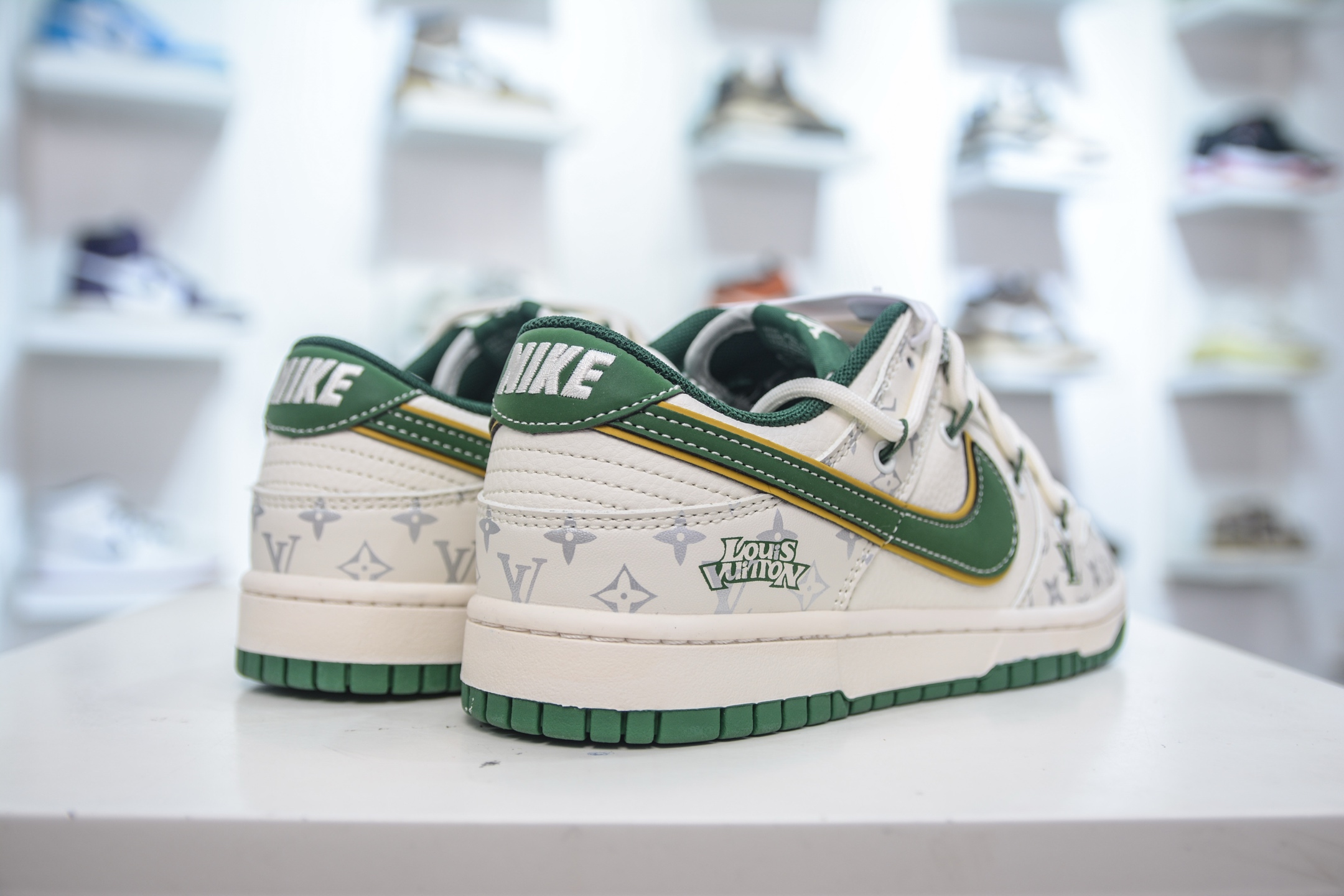 Nike SB Dunk Low x Louis Vuitton LV联名-白绿 DM6868-103