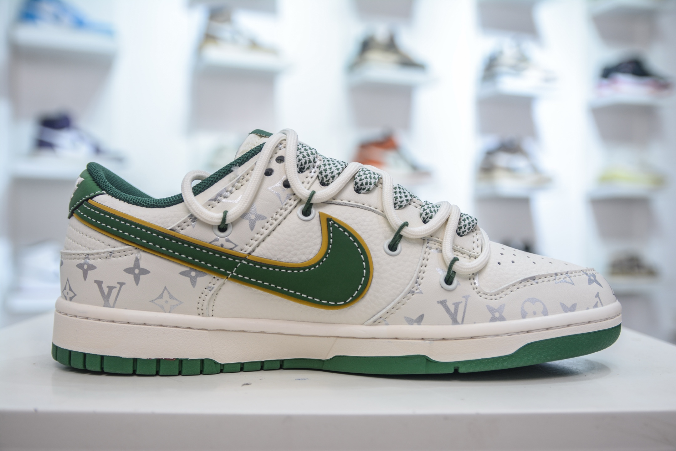 Nike SB Dunk Low x Louis Vuitton LV联名-白绿 DM6868-103