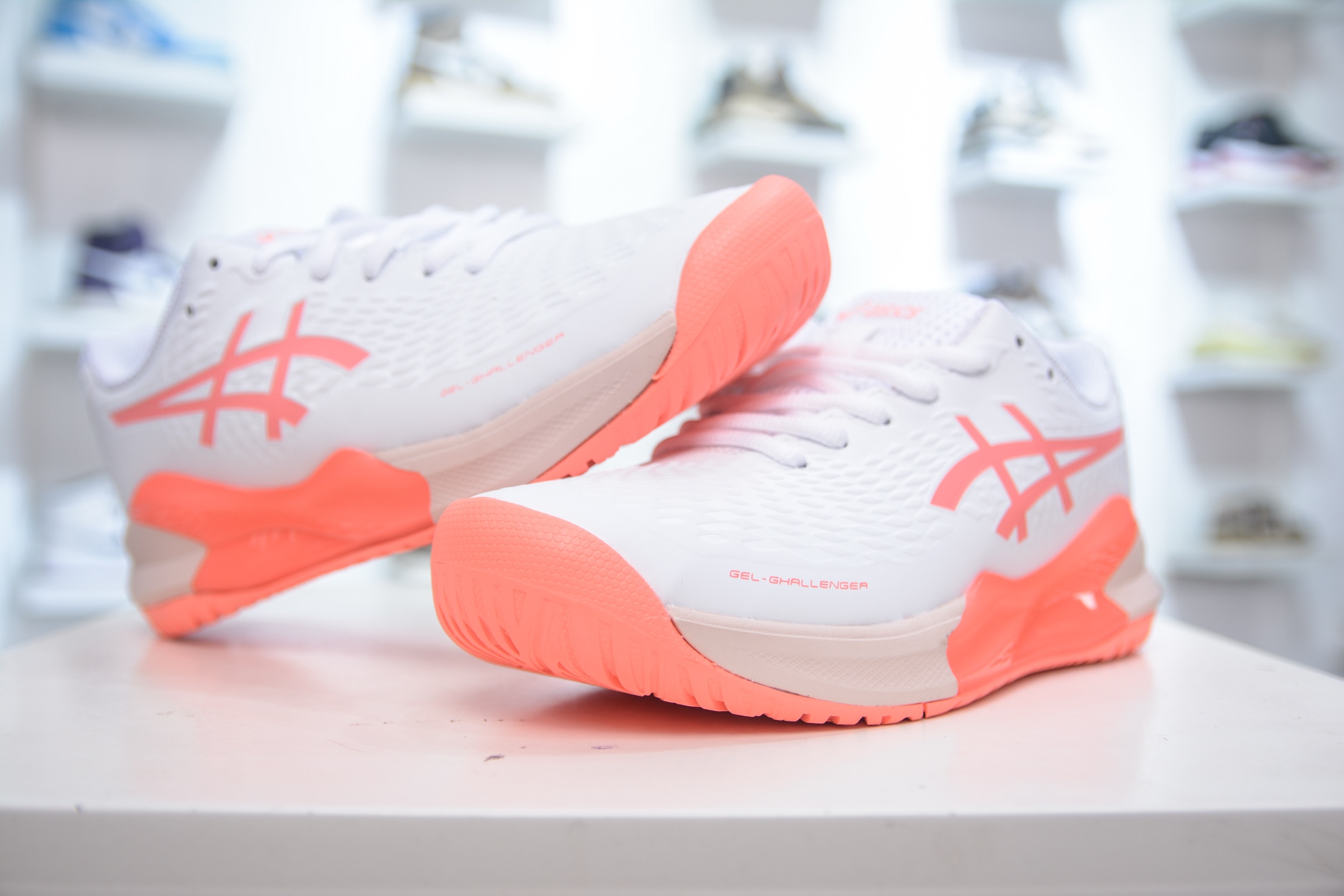200 Asics Gel-CHALLENGER 14 亚瑟士轻量化网球鞋 1042A231-101