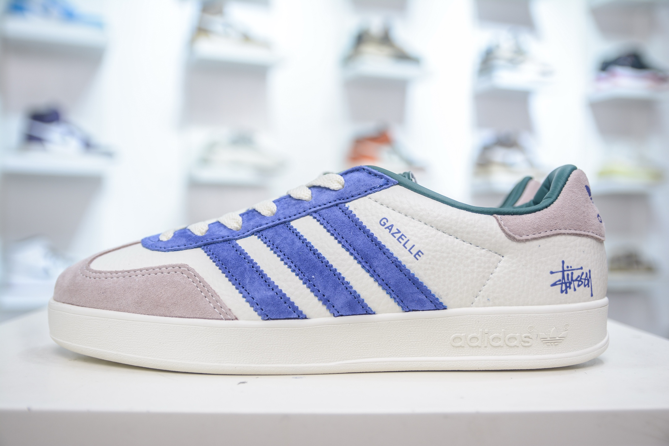 adidas Originals Gazelle INdoor x Stussy 三叶草休闲防滑耐磨低帮板鞋 DD6601
