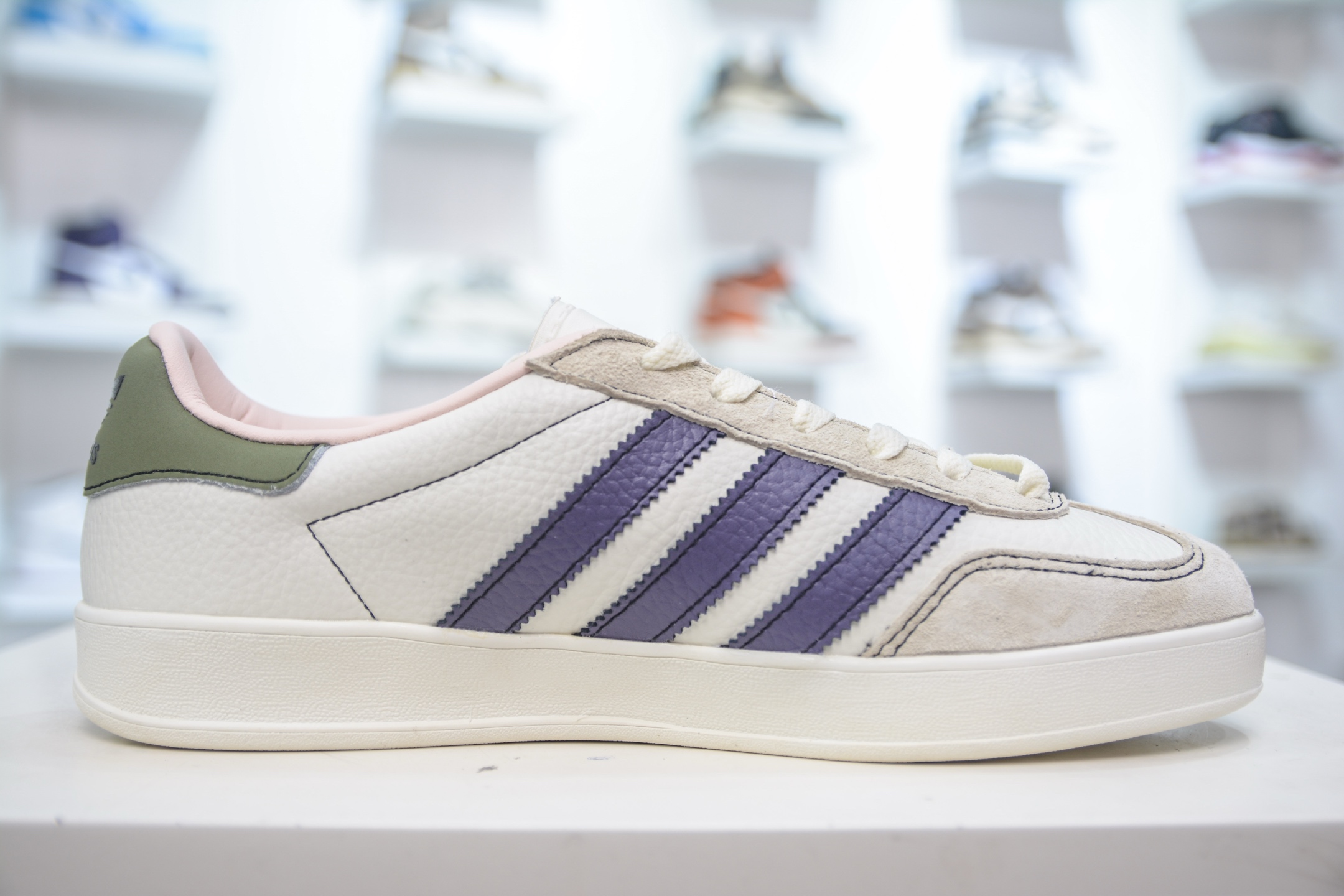 adidas Originals Gazelle INdoor x GUCCI 三叶草休闲防滑耐磨低帮板鞋 DD6603