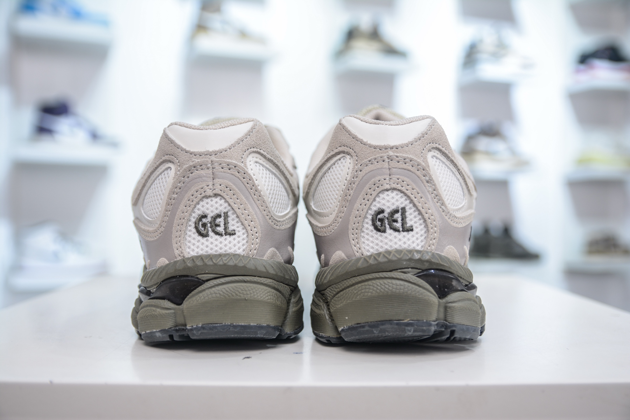 Asics Gel-NYC 纯原版本 亚瑟士运动休闲透气专业跑鞋 1203A383-105