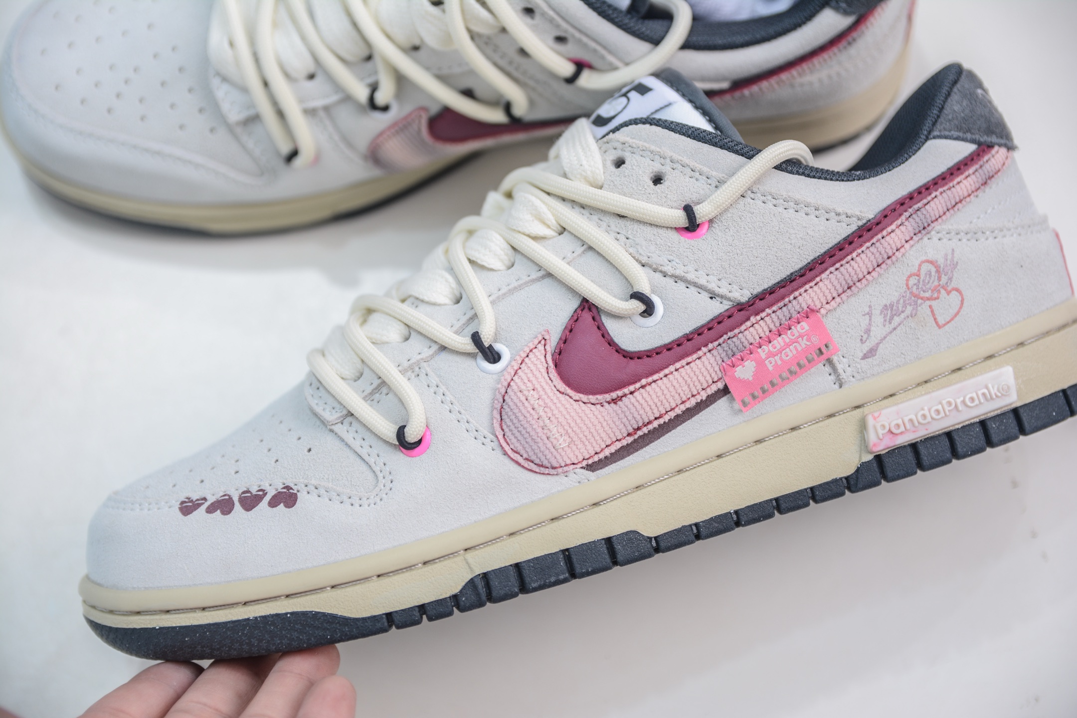 Nike SB Dunk Low "Double Swoosh" Panda Prank Valentine's Day Sneakers 8 i1748196031580 9402 0 6