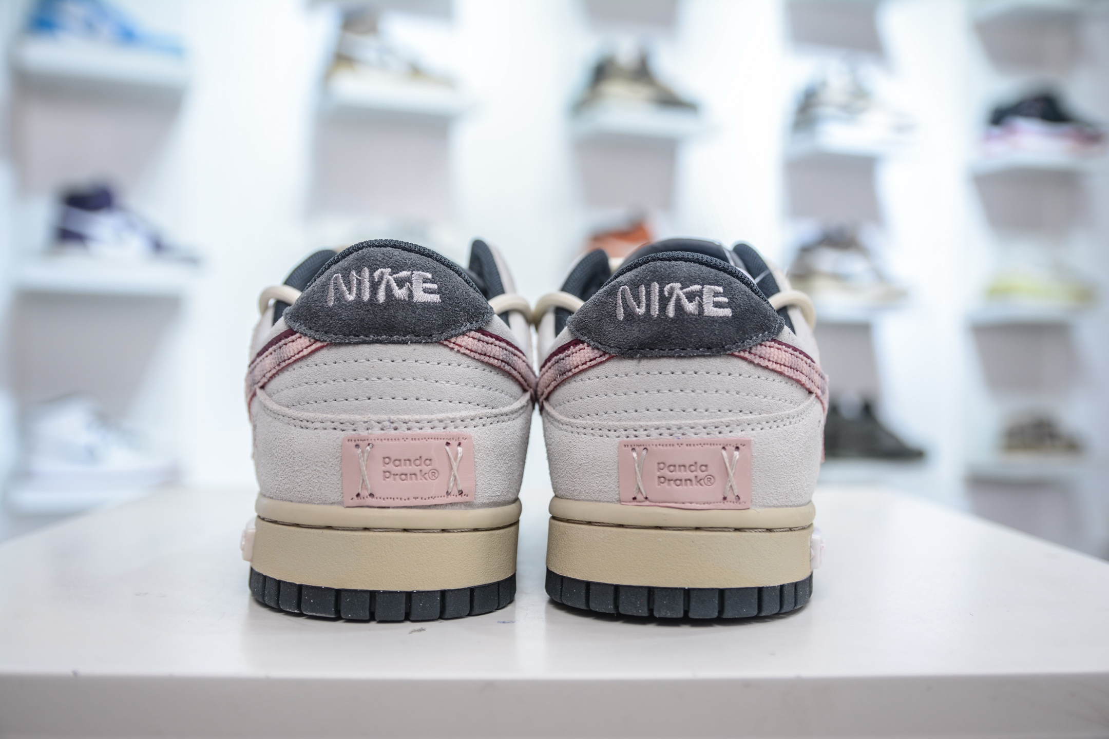 Nike SB Dunk Low "Double Swoosh" Panda Prank Valentine's Day Sneakers 3 i1748196032964 2319 0 1