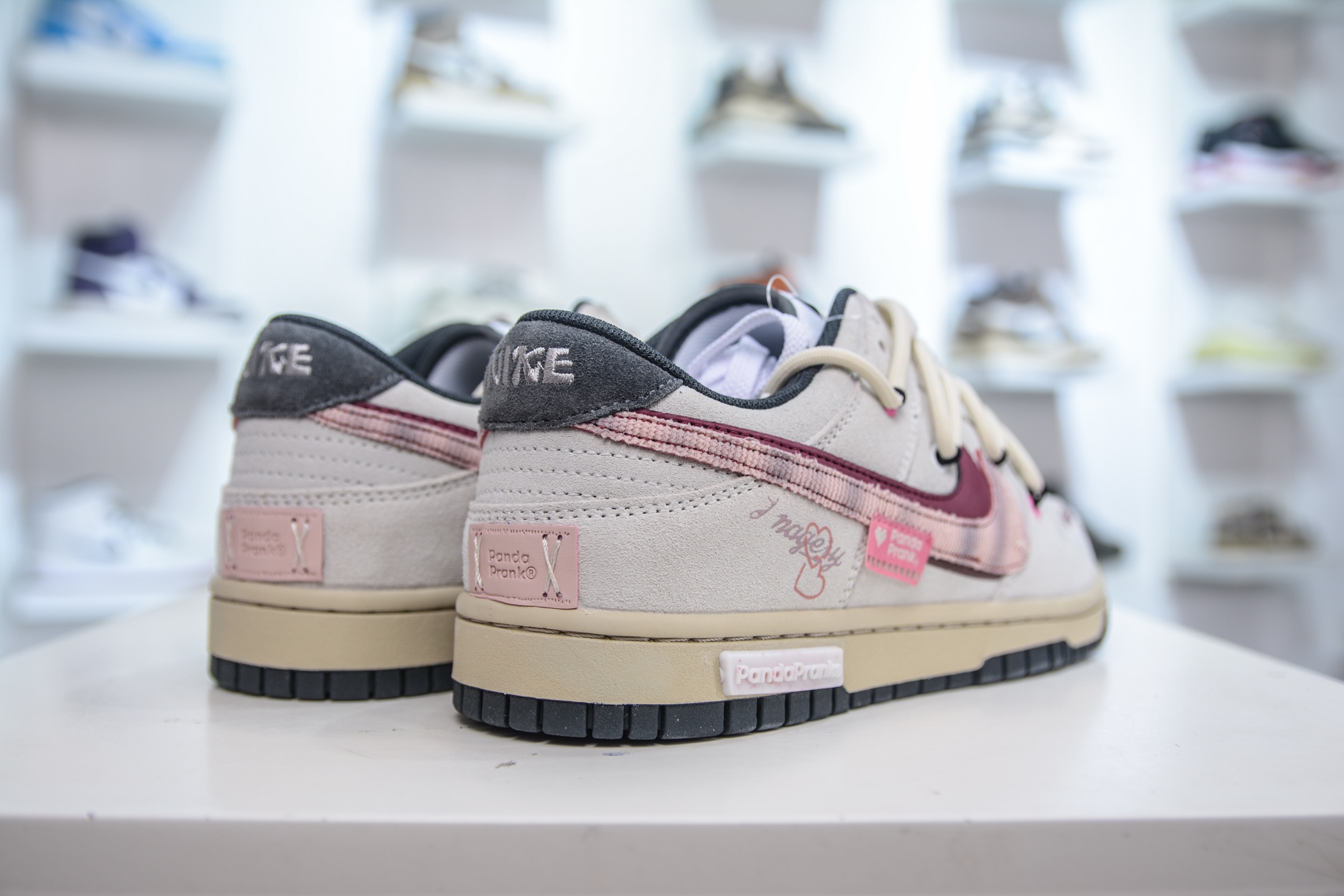 Nike SB Dunk Low "Double Swoosh" Panda Prank Valentine's Day Sneakers 7 i1748196033052 6756 0 5