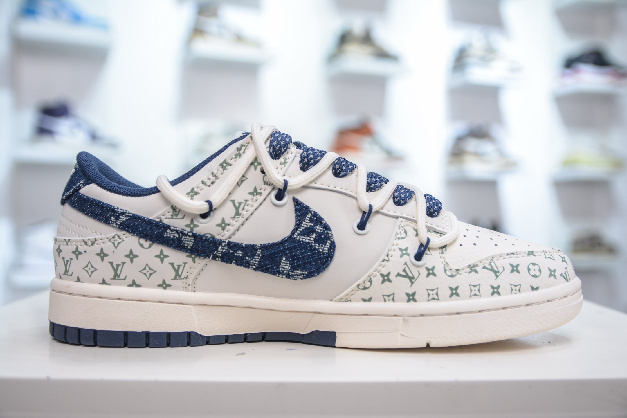 Nike SB Dunk Low x Louis Vuitton White Blue Denim Shoes - Limited Edition 4 i1748196110204 8211 0 2