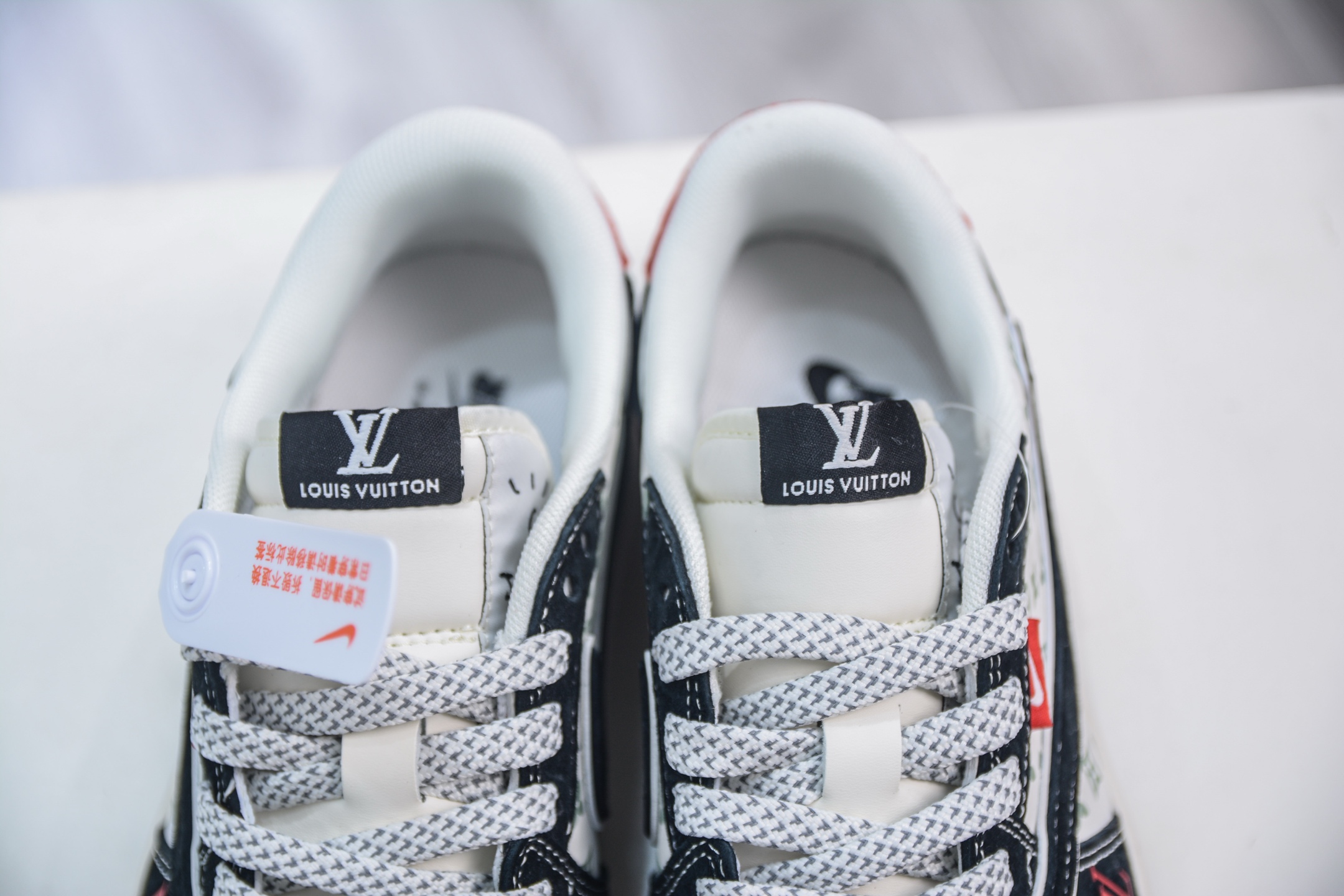 TS x Air Jordan x Louis Vuitton AJ1 Low 倒钩低帮LV联名-黑红尾 YX5066-333