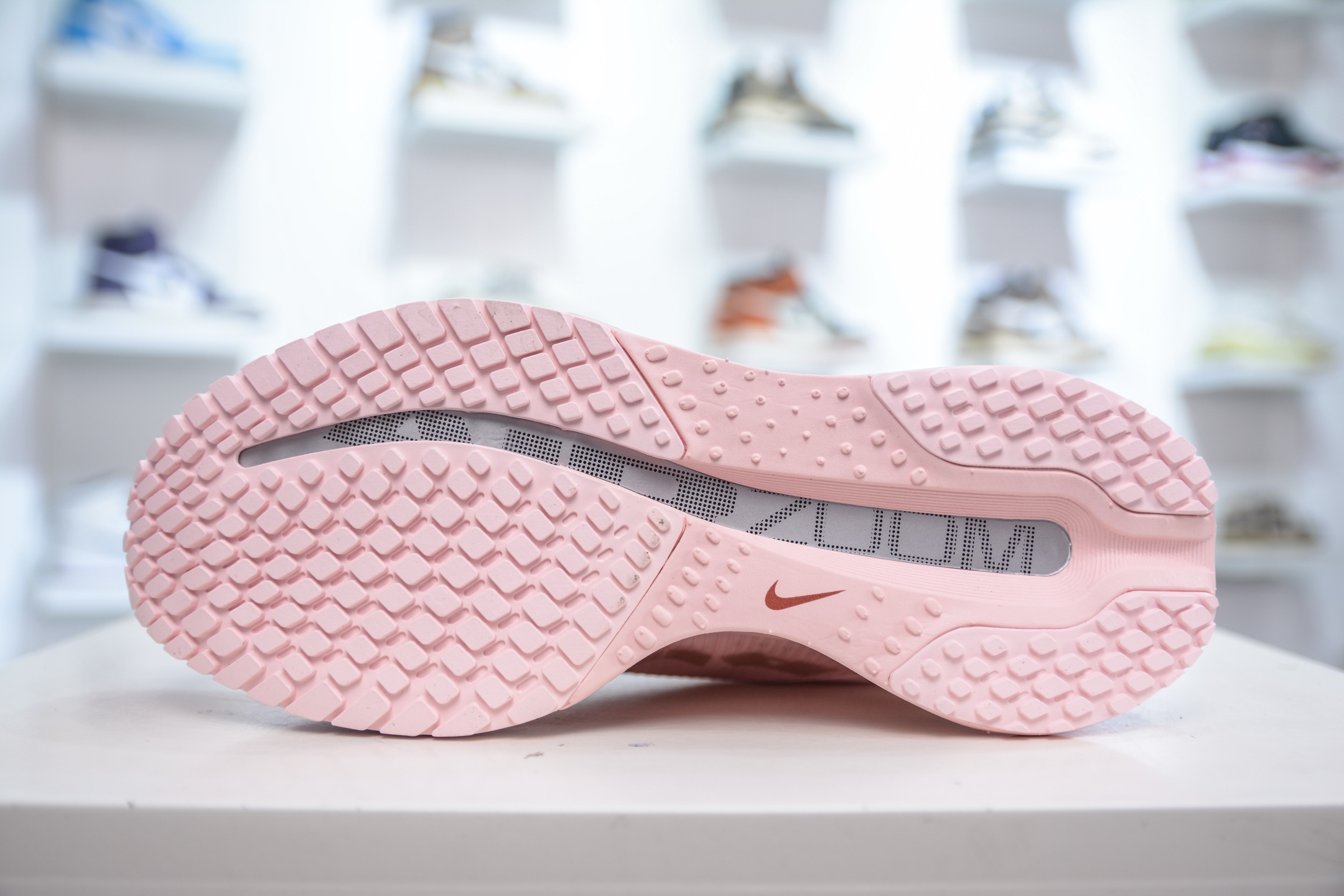 Nike Air Zoom Pegasus Premium 耐克网面全掌气垫缓震跑鞋 HQ2593-601