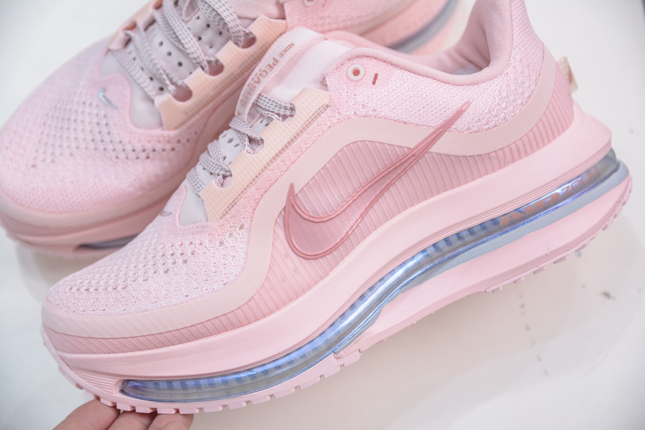 Nike Air Zoom Pegasus Premium 耐克网面全掌气垫缓震跑鞋 HQ2593-601